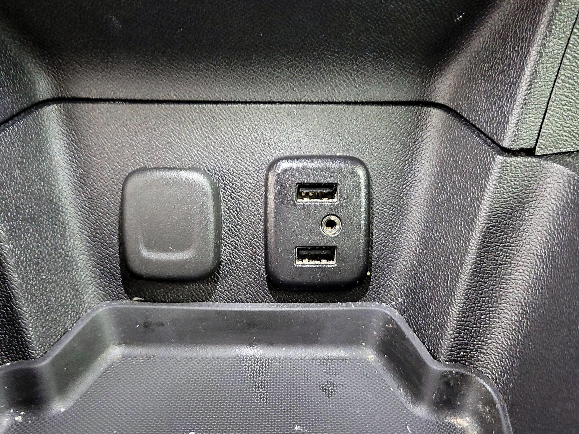 Thumbnail: 2017 Chevrolet Volt - 19