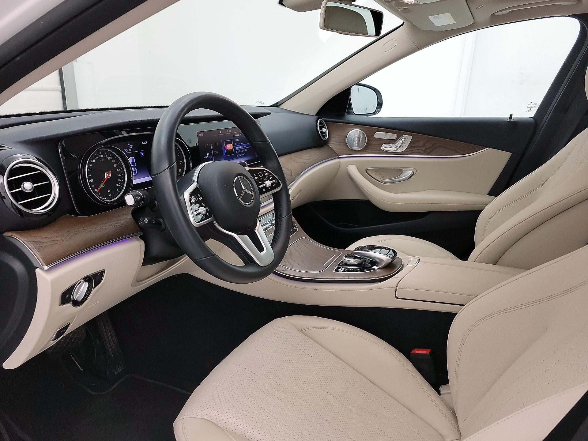 Thumbnail: 2019 Mercedes-Benz E-Class - 11
