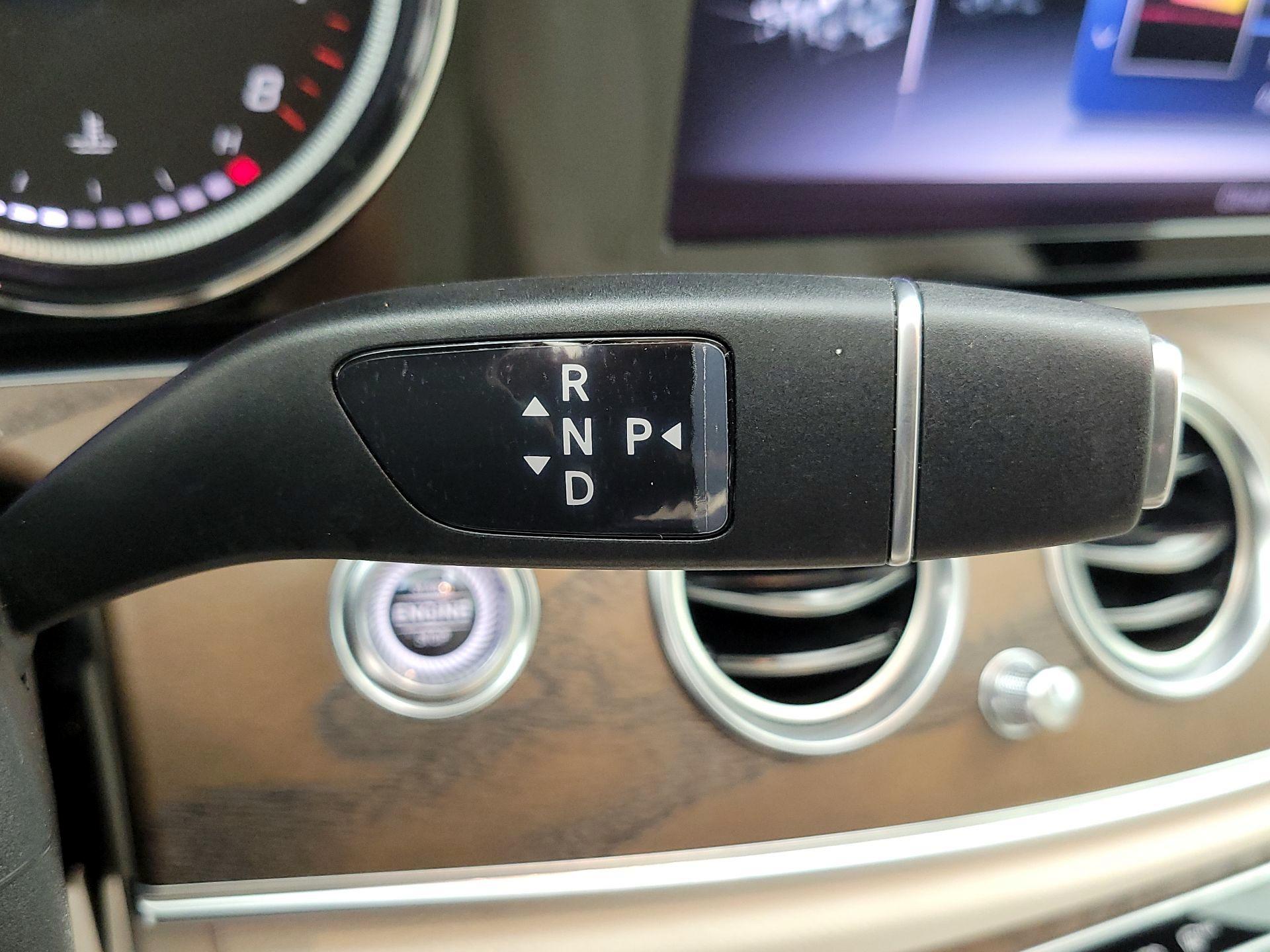 Thumbnail: 2019 Mercedes-Benz E-Class - 18
