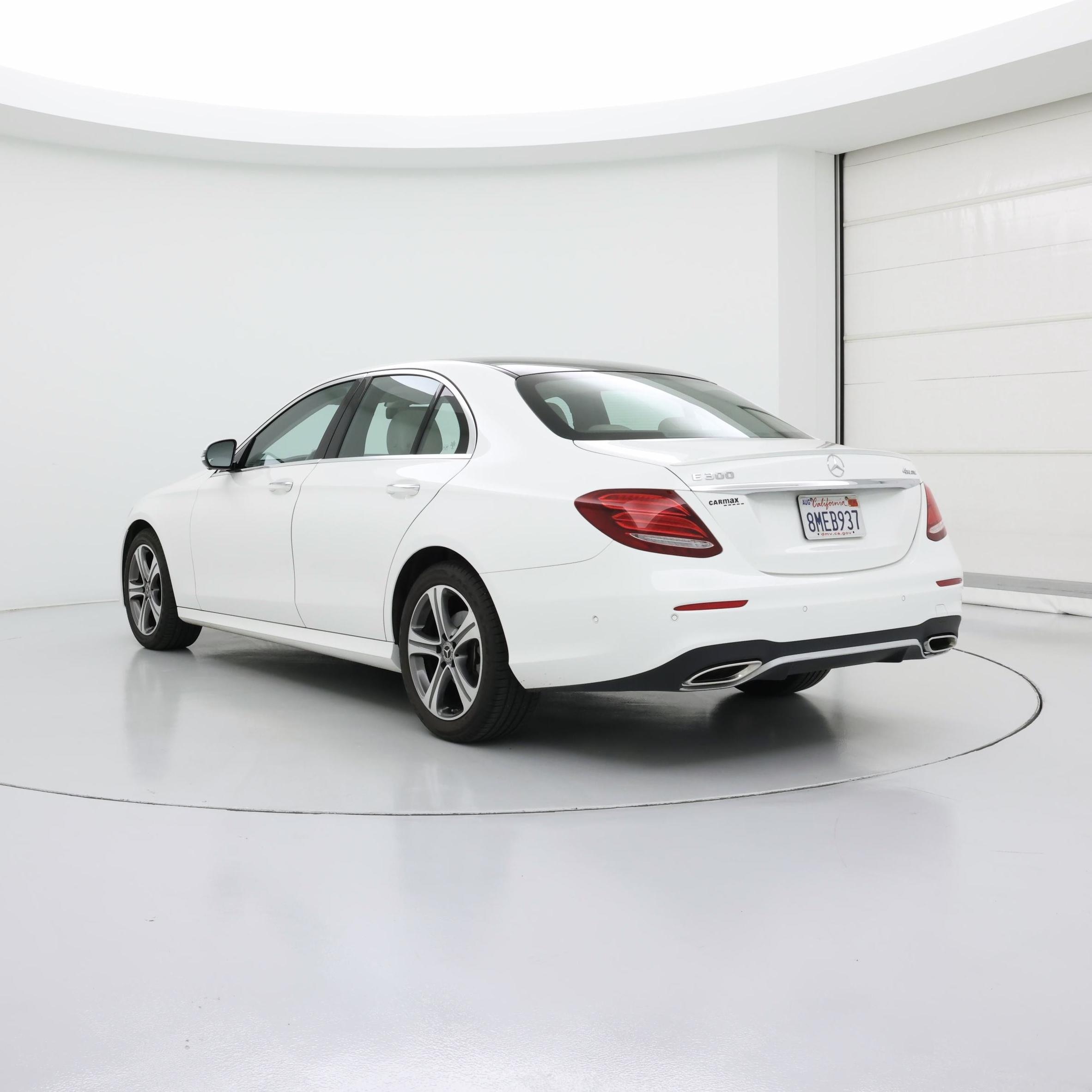 Thumbnail: 2019 Mercedes-Benz E-Class - 2