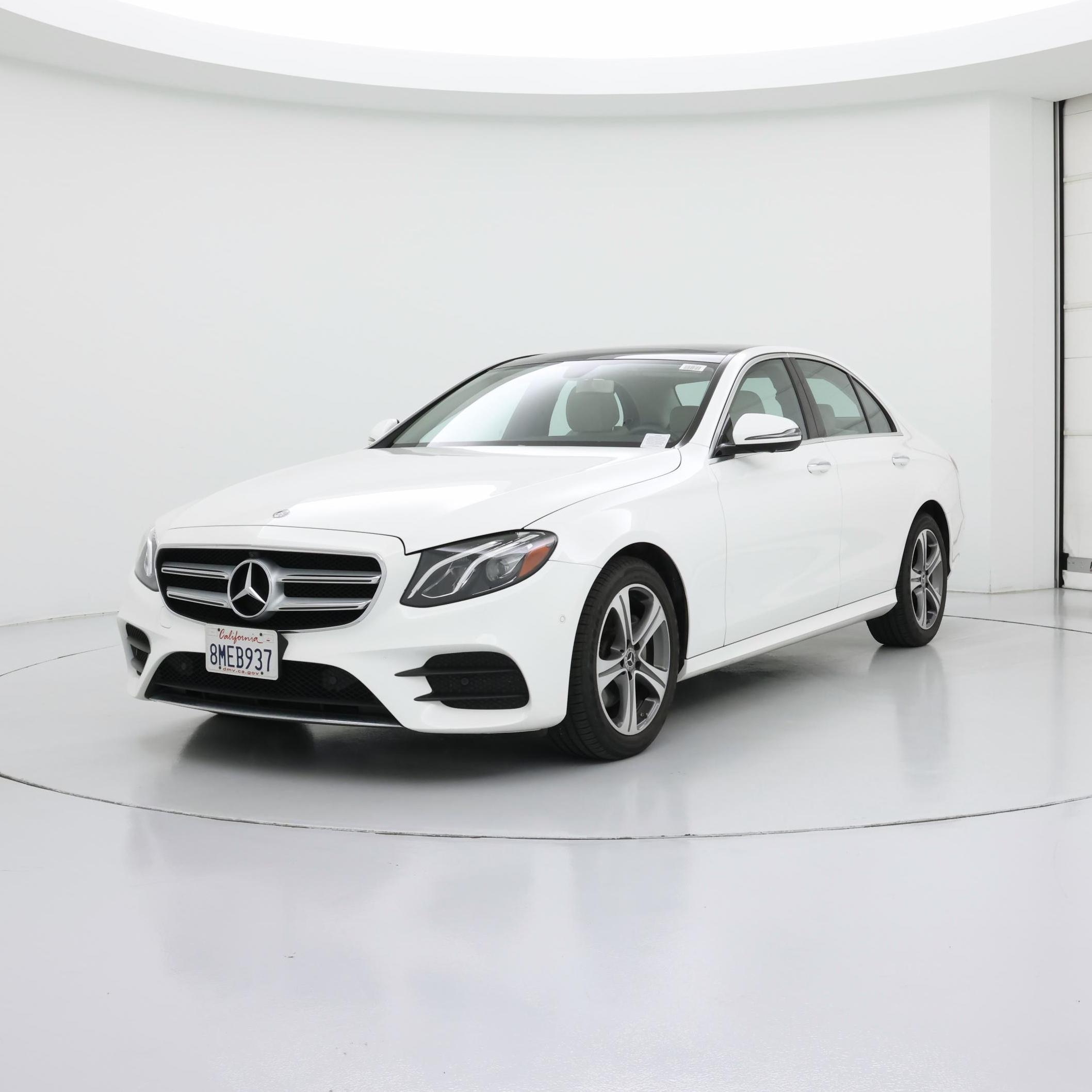 Thumbnail: 2019 Mercedes-Benz E-Class - 4