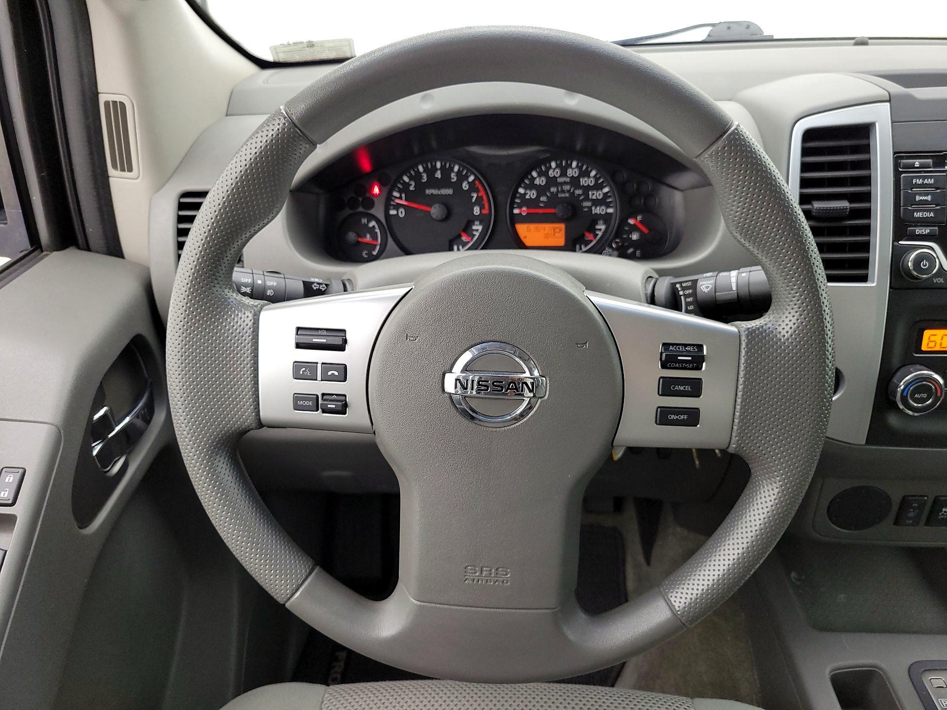 Thumbnail: 2015 Nissan Frontier - 10