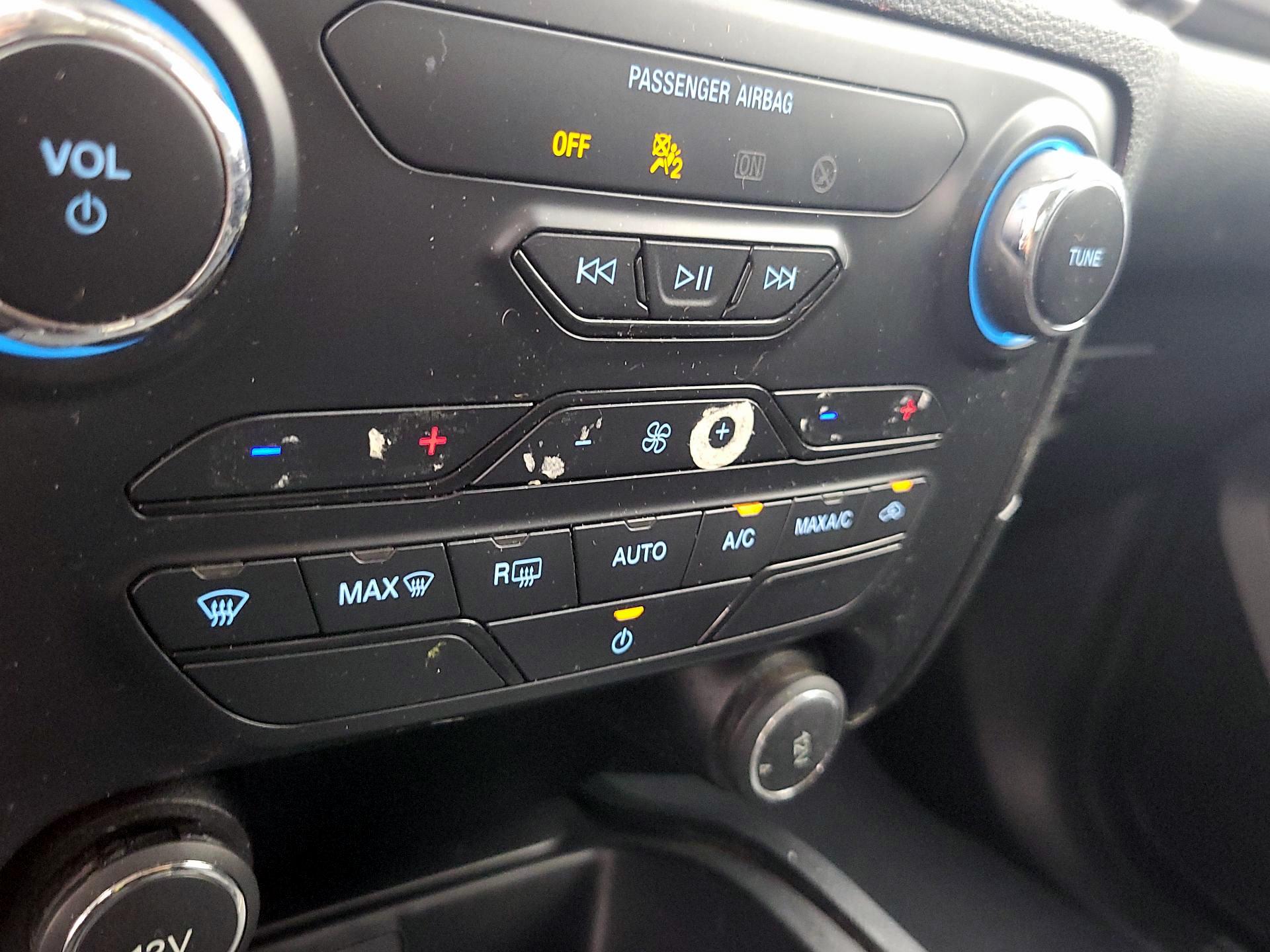 Thumbnail: 2019 Ford Ranger - 16