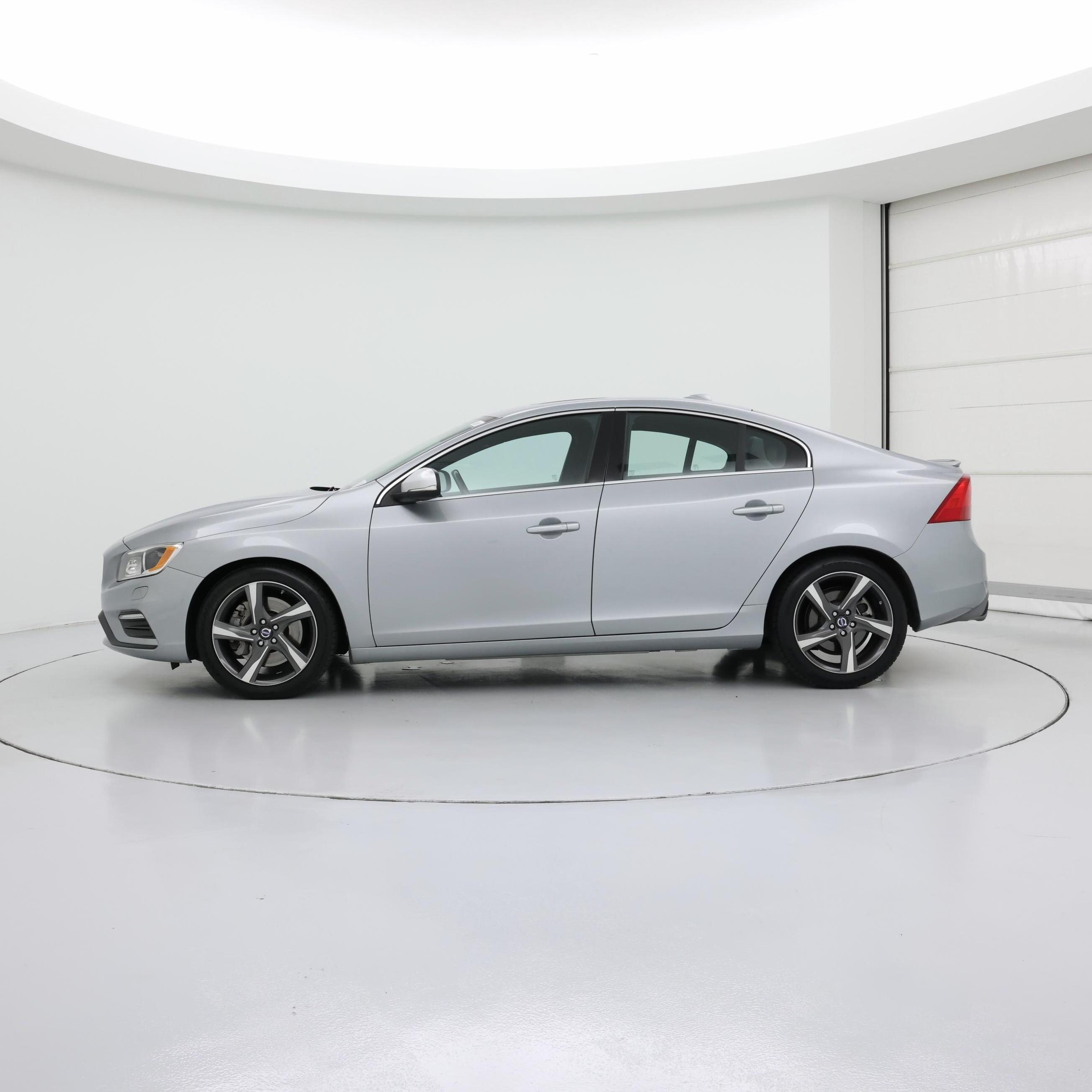 Thumbnail: 2015 Volvo S60 - 3