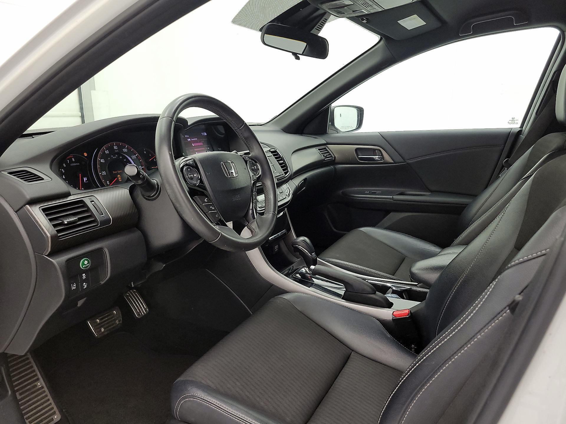 Thumbnail: 2017 Honda Accord - 11