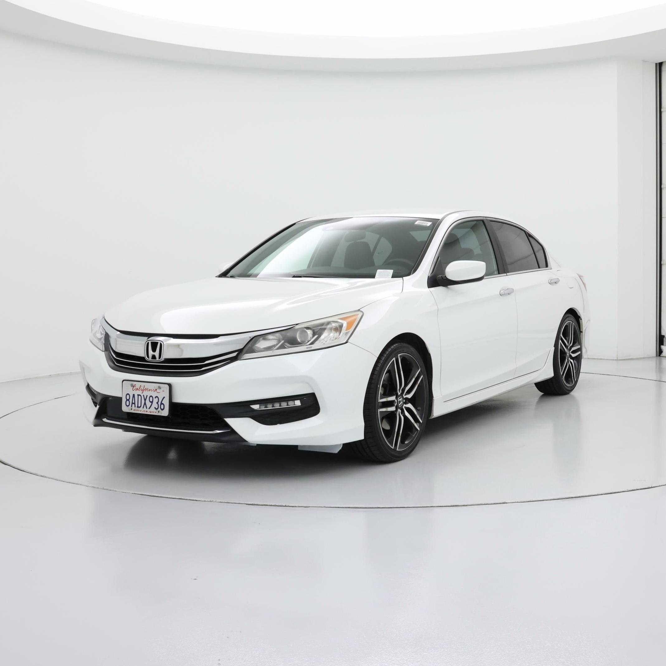 Thumbnail: 2017 Honda Accord - 4