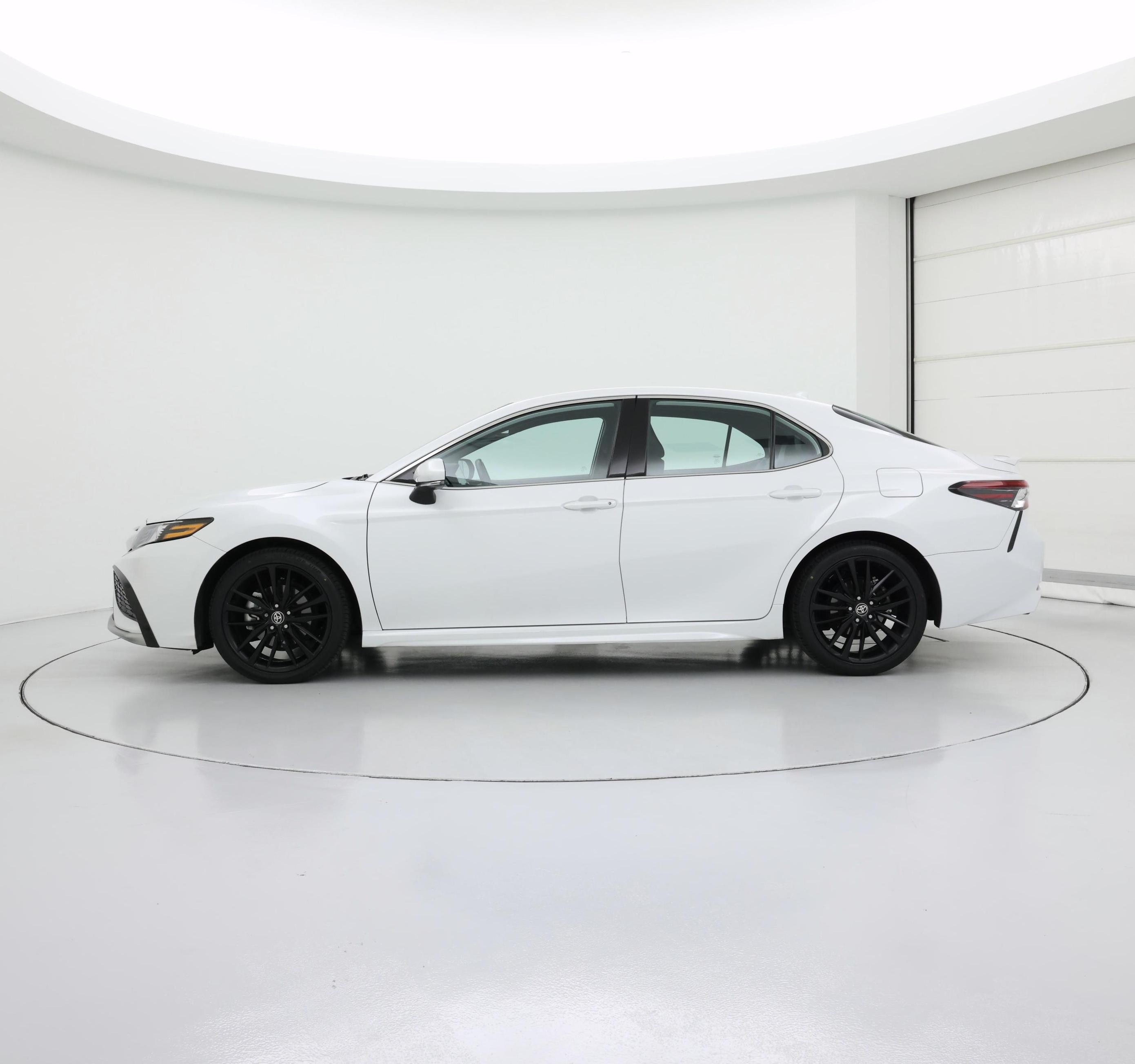 Thumbnail: 2023 Toyota Camry - 3