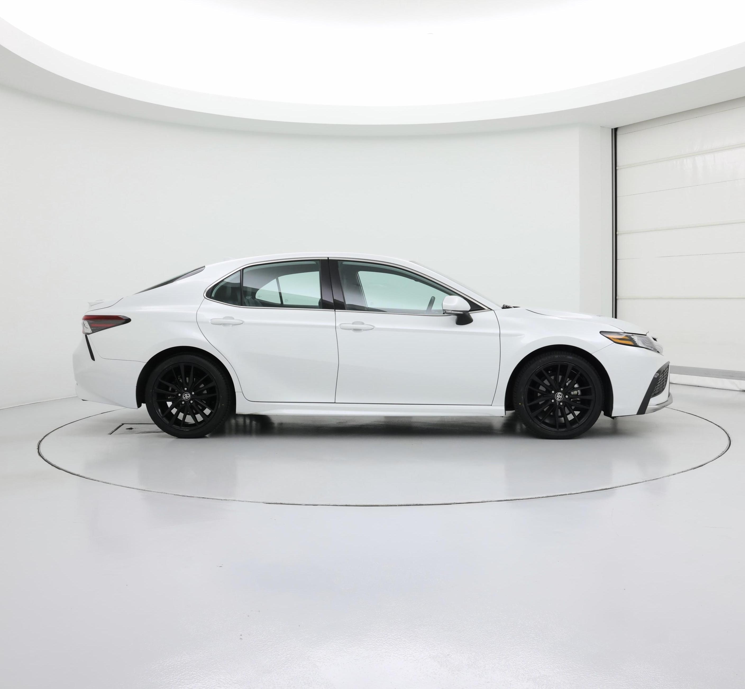 Thumbnail: 2023 Toyota Camry - 7