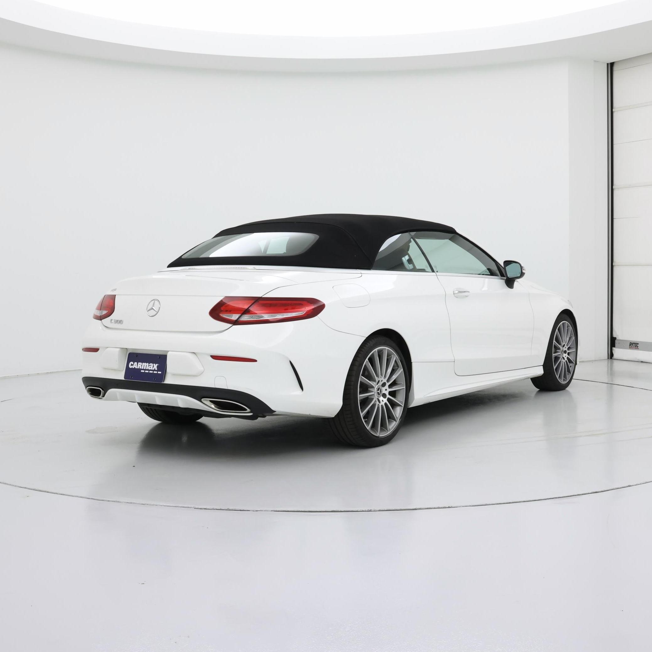 Thumbnail: 2017 Mercedes-Benz C-Class - 8