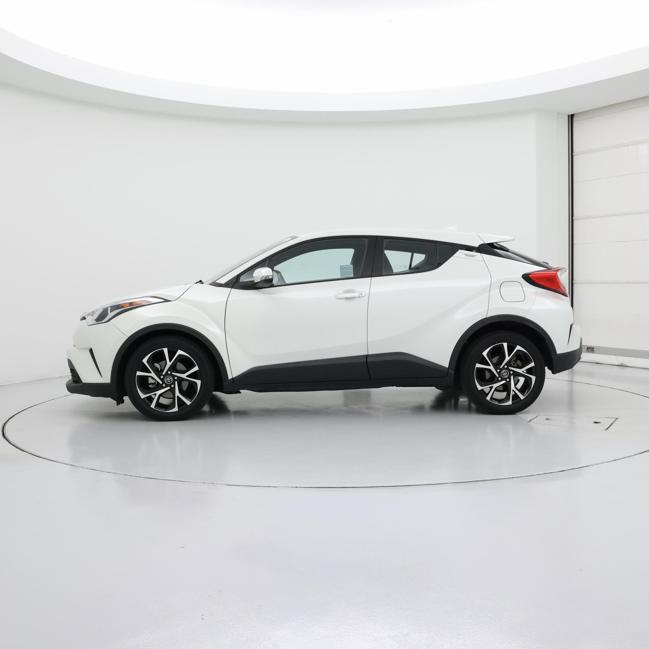 Thumbnail: 2018 Toyota C-HR - 3