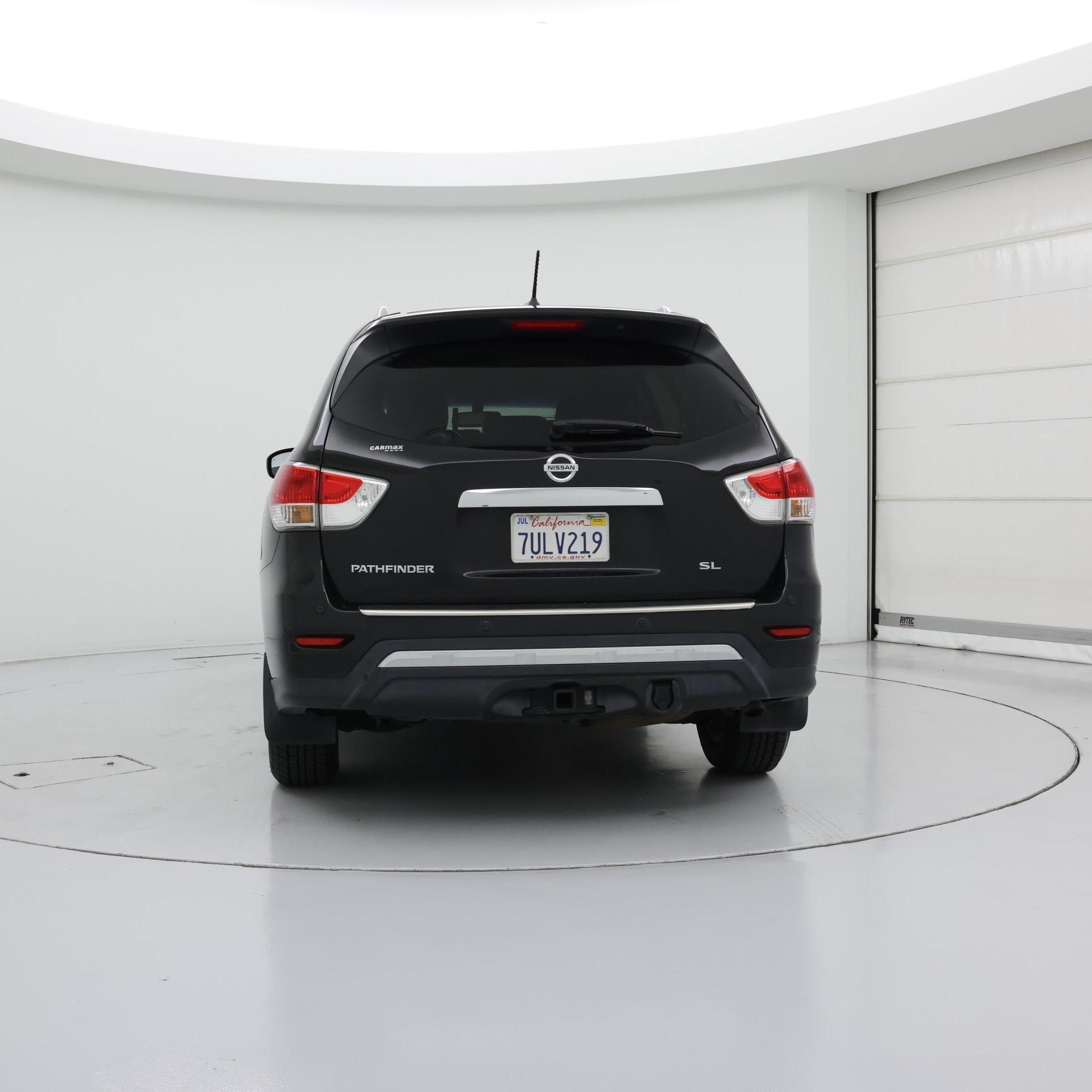 Thumbnail: 2016 Nissan Pathfinder - 6