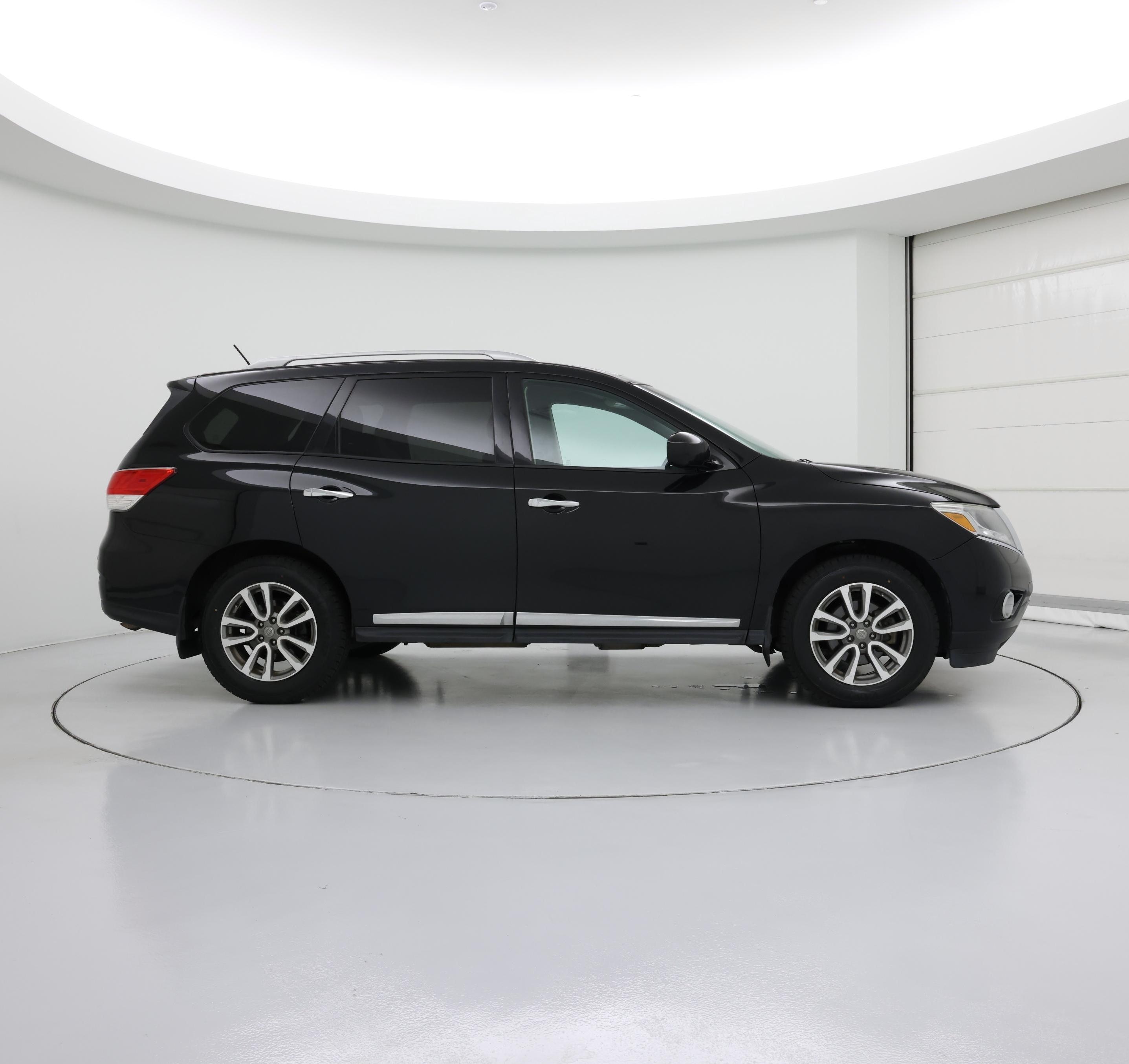 Thumbnail: 2016 Nissan Pathfinder - 7