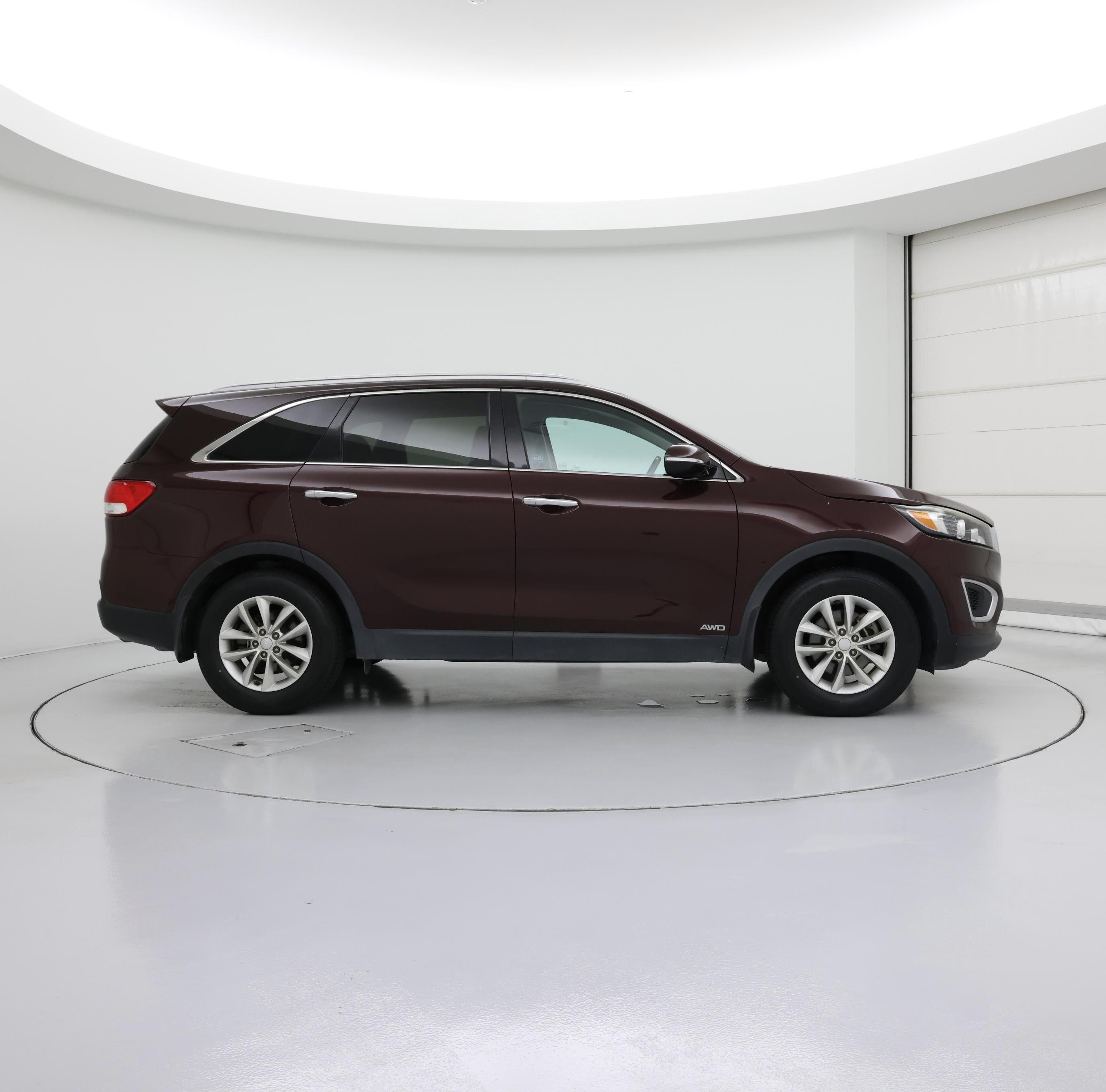 Thumbnail: 2017 Kia Sorento - 7