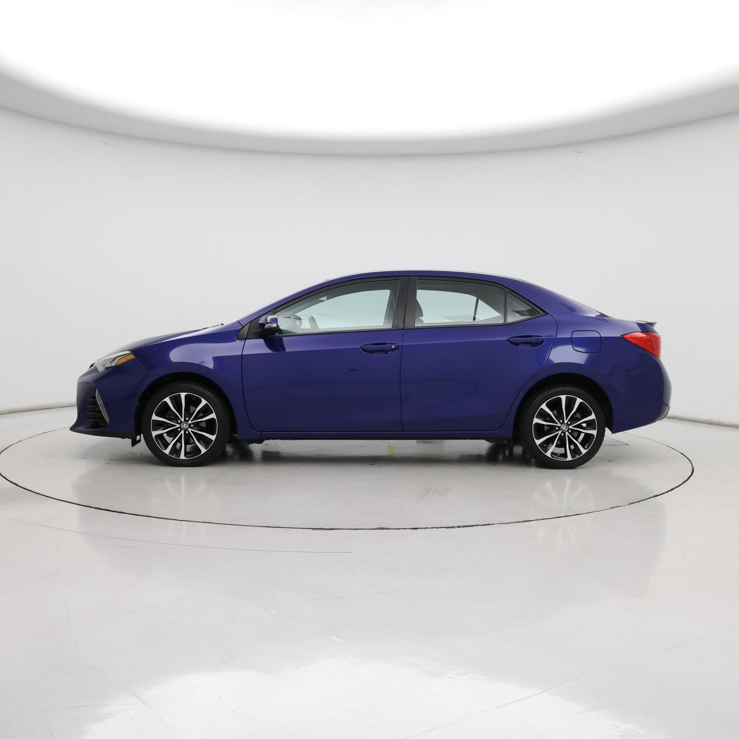 Thumbnail: 2017 Toyota Corolla - 3