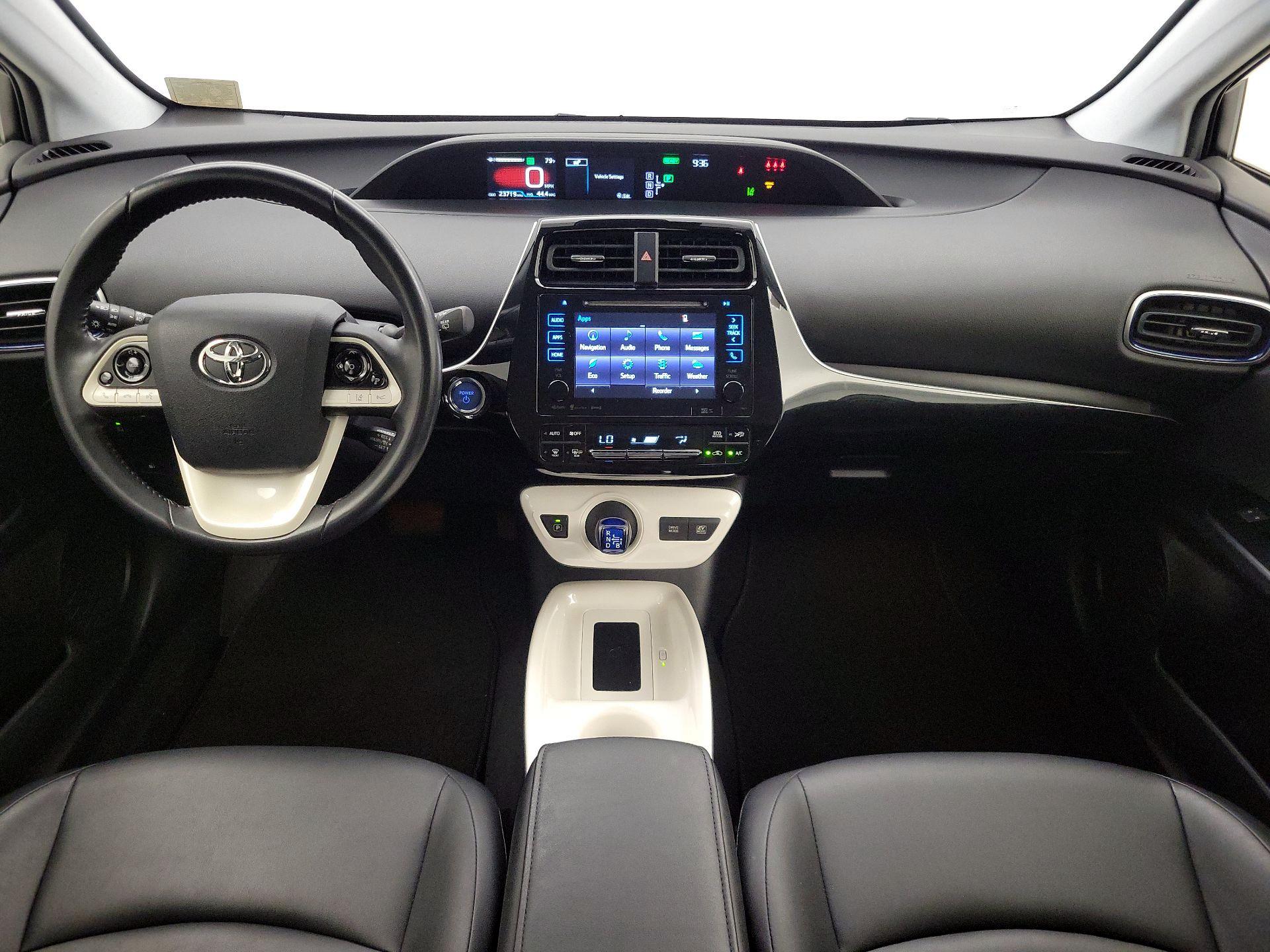 Thumbnail: 2017 Toyota Prius - 9