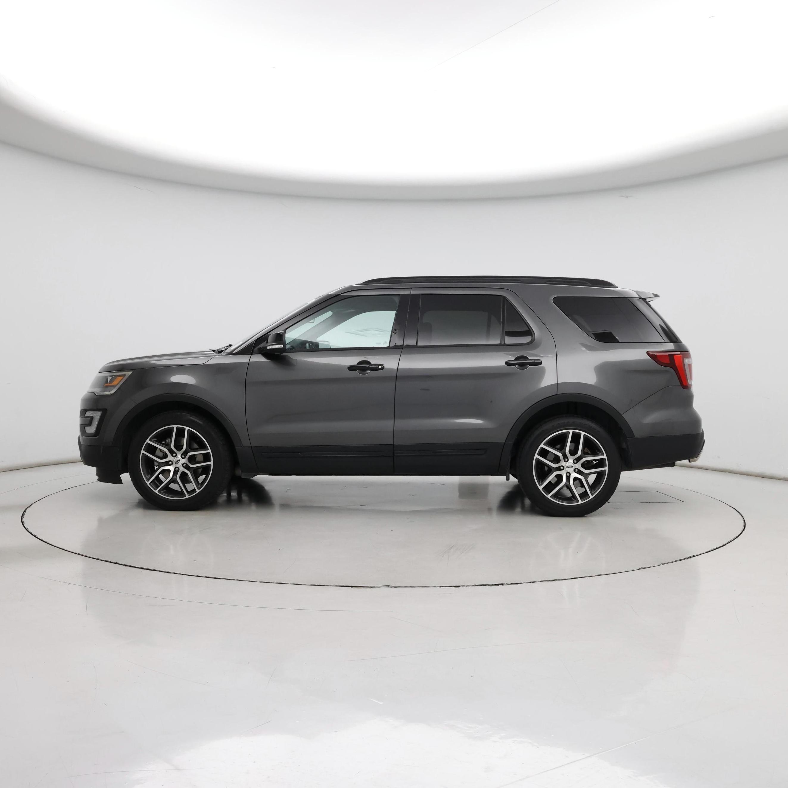 Thumbnail: 2017 Ford Explorer - 3