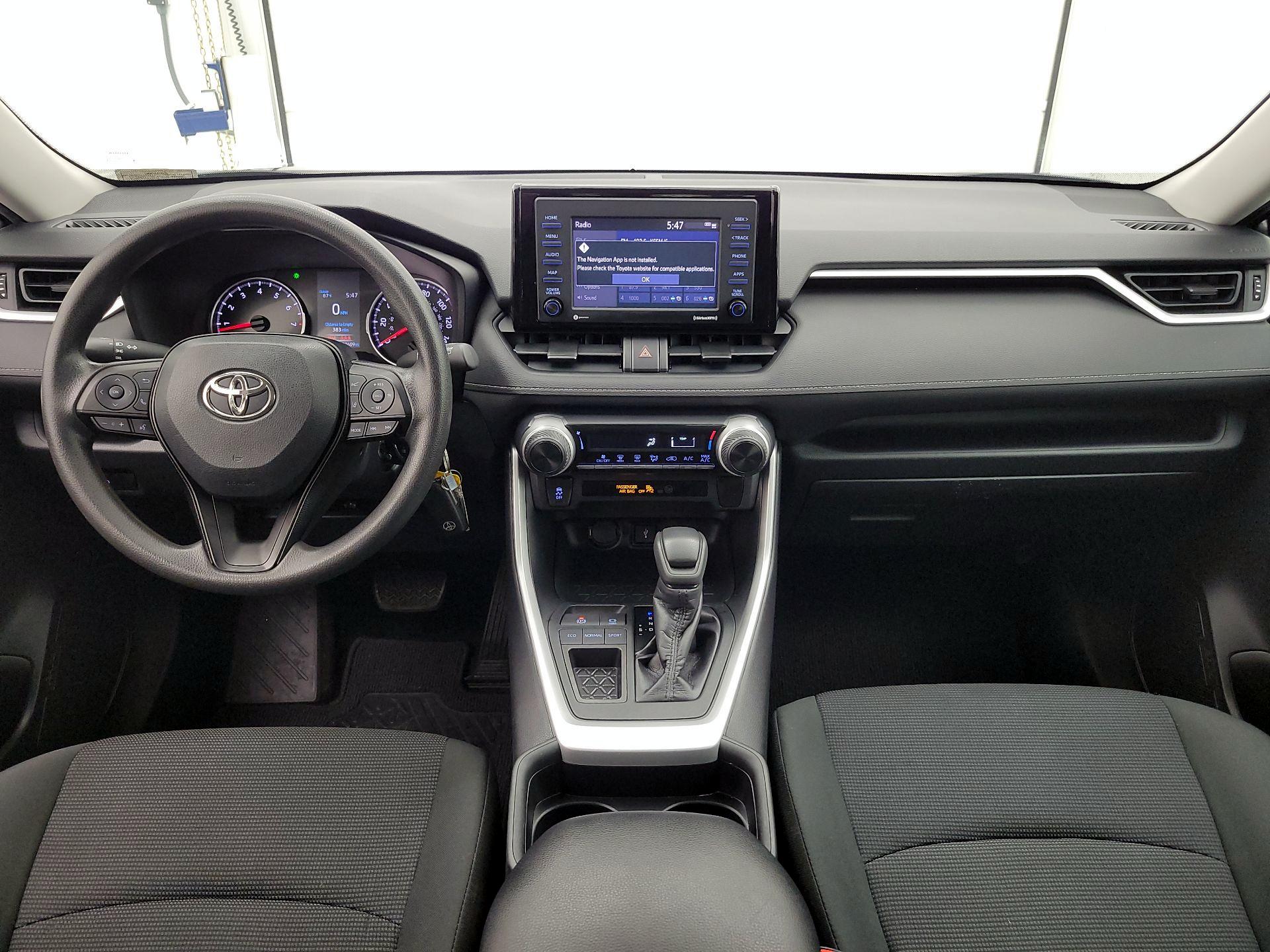 Thumbnail: 2020 Toyota RAV4 - 9