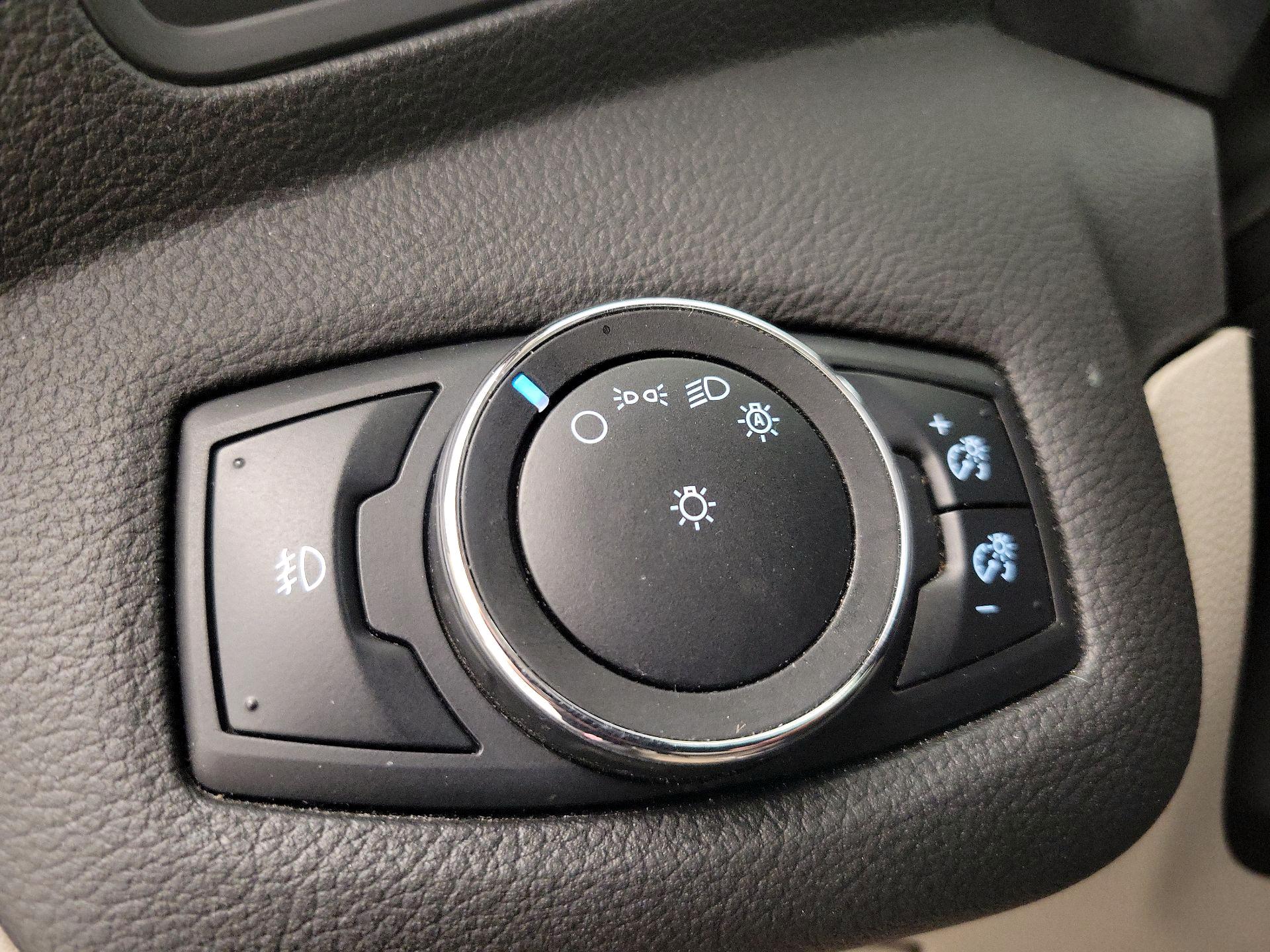 Thumbnail: 2014 Ford C-Max - 13