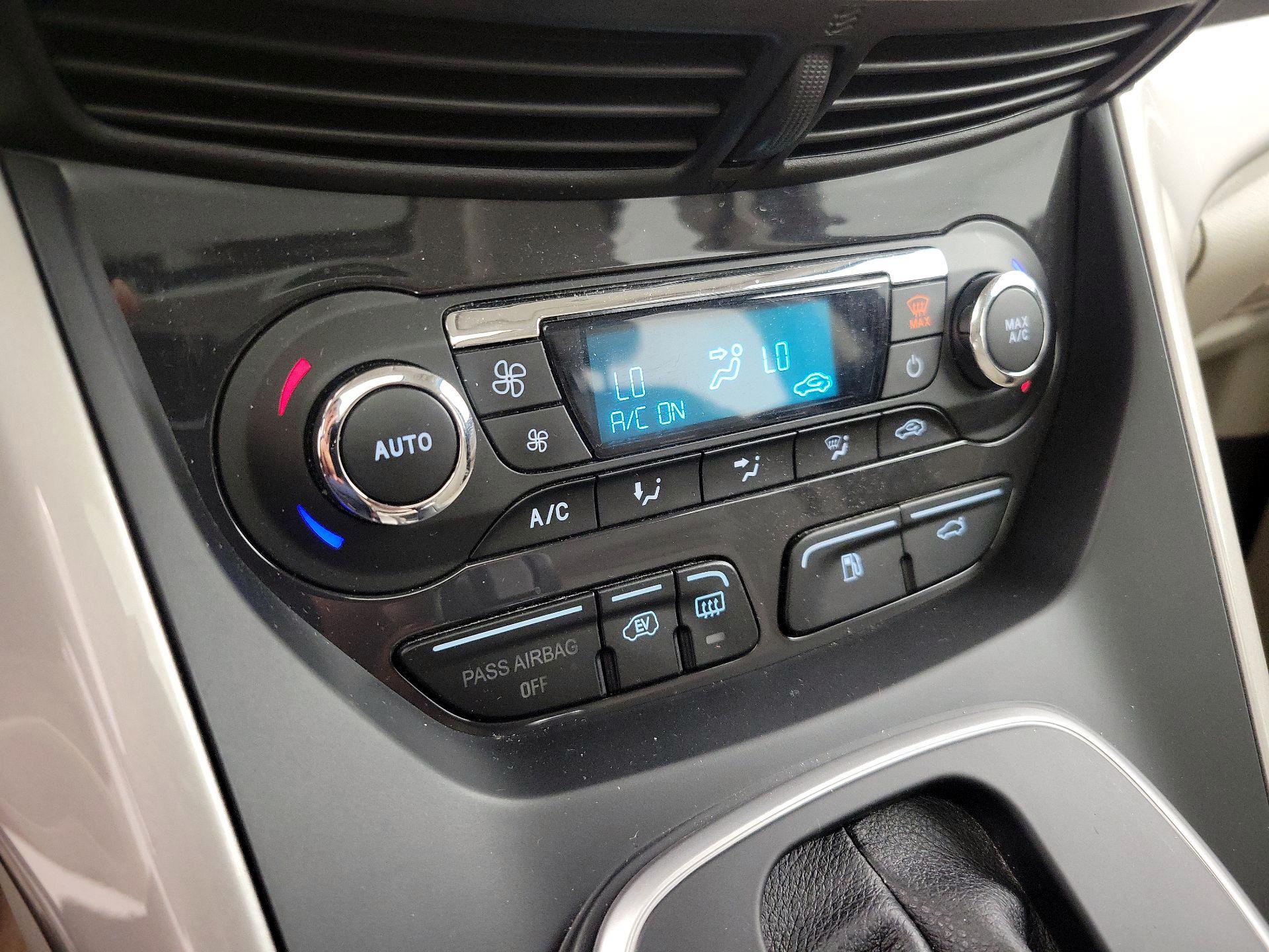 Thumbnail: 2014 Ford C-Max - 16