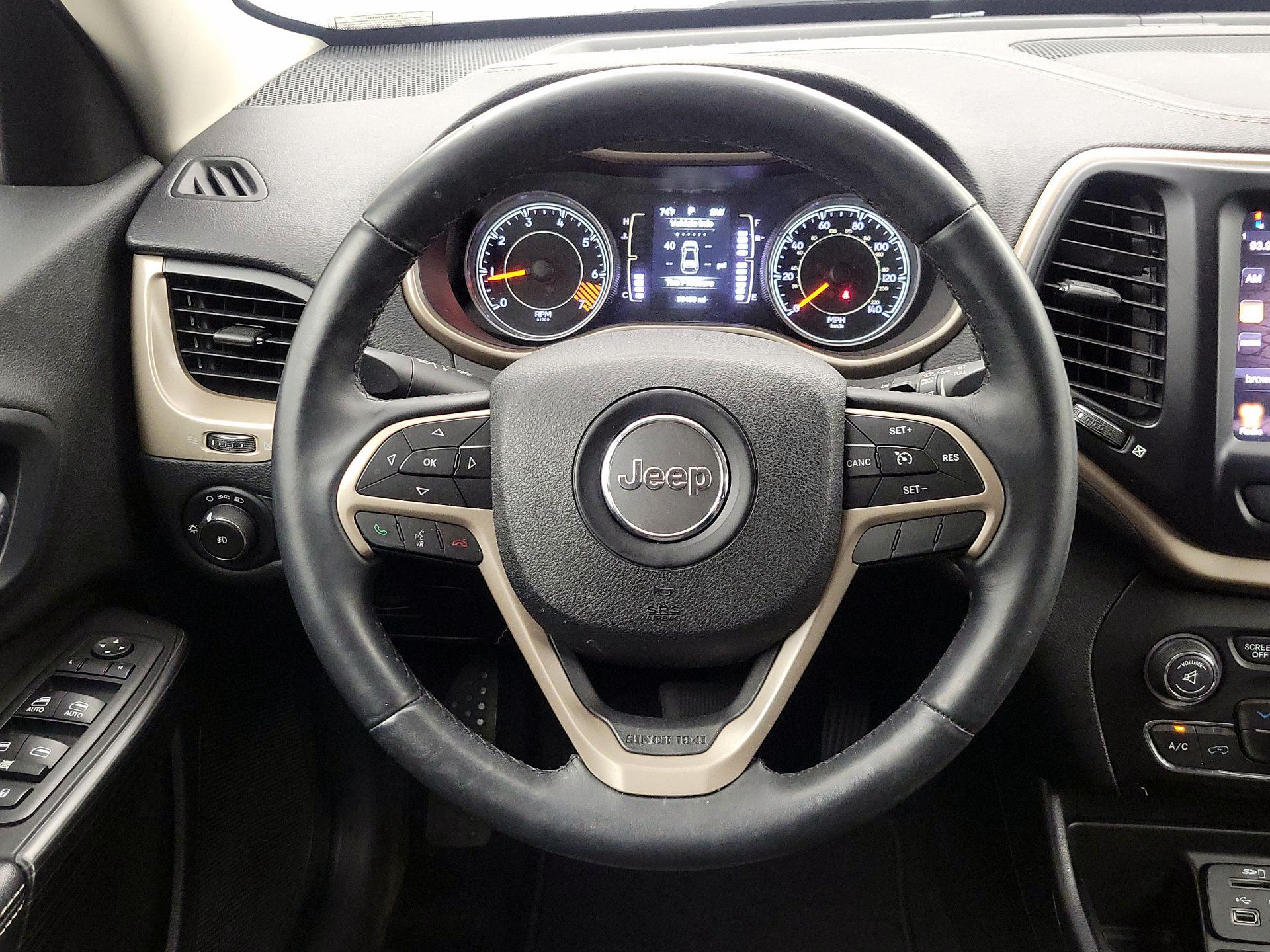 Thumbnail: 2014 Jeep Cherokee - 10