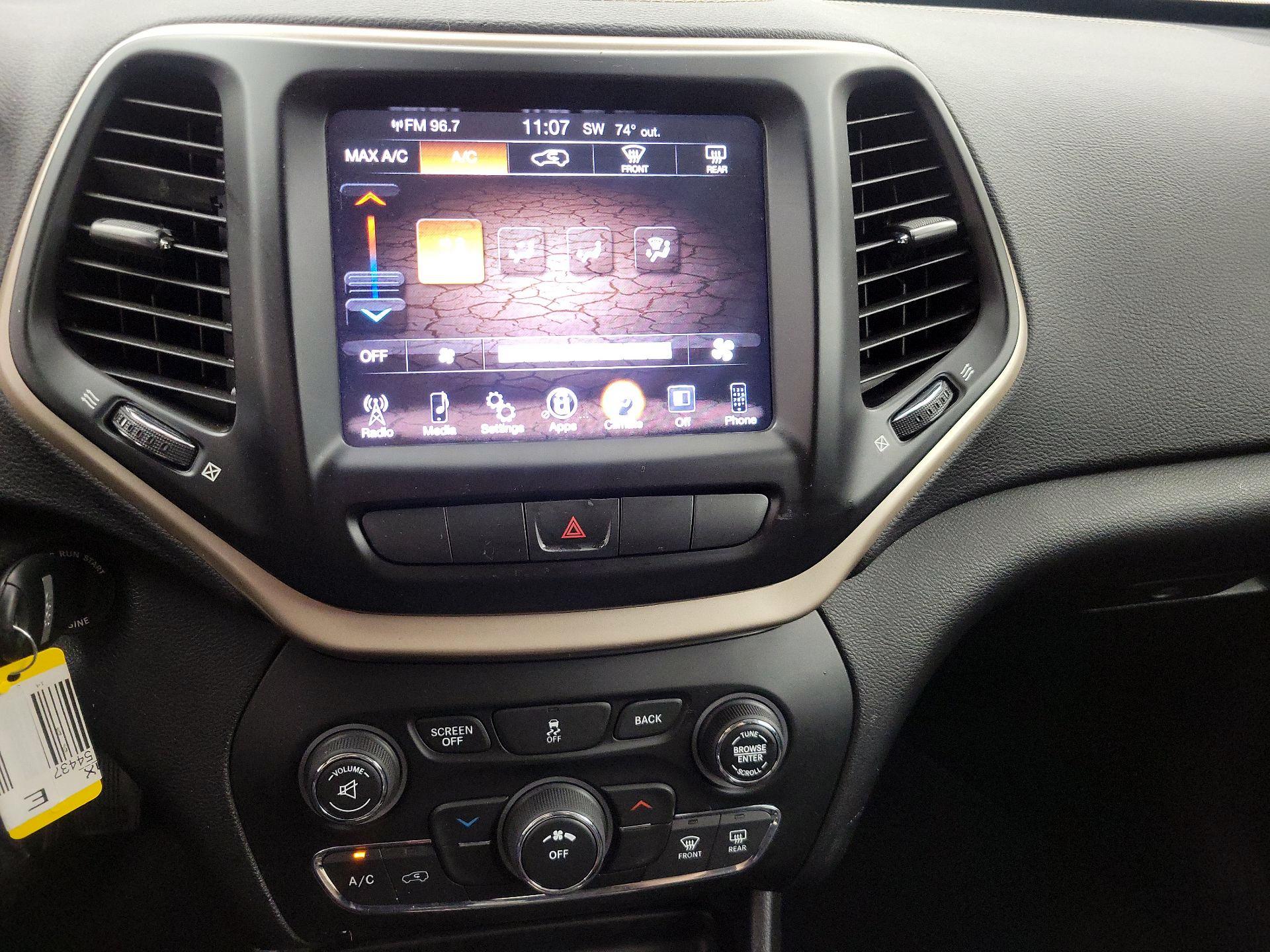 Thumbnail: 2014 Jeep Cherokee - 15