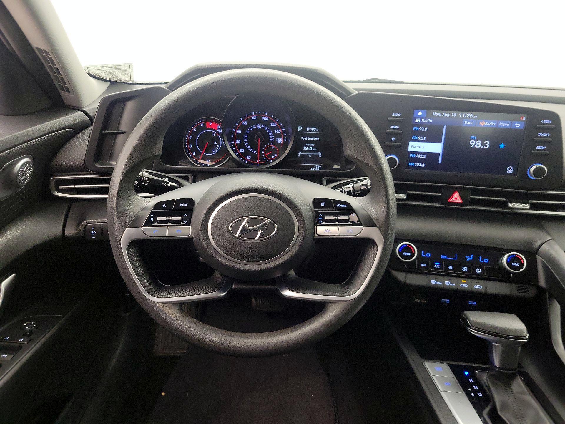Thumbnail: 2021 Hyundai Elantra - 10