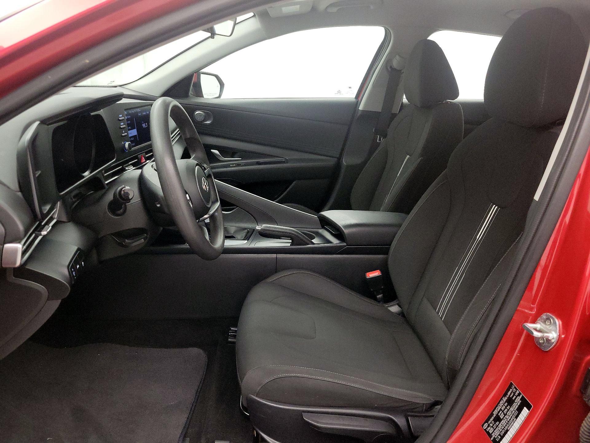 Thumbnail: 2021 Hyundai Elantra - 11