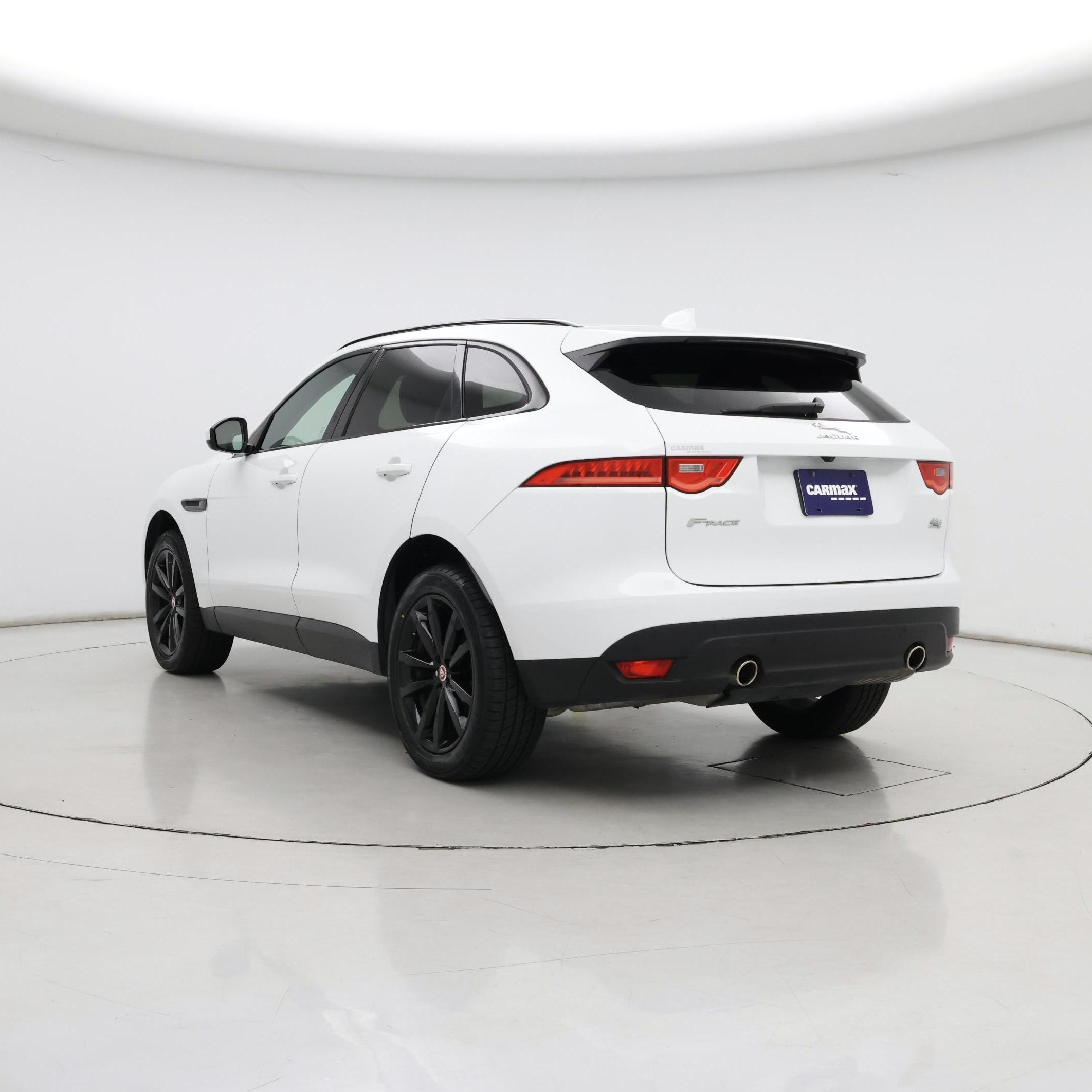 Thumbnail: 2018 Jaguar F-Pace - 2