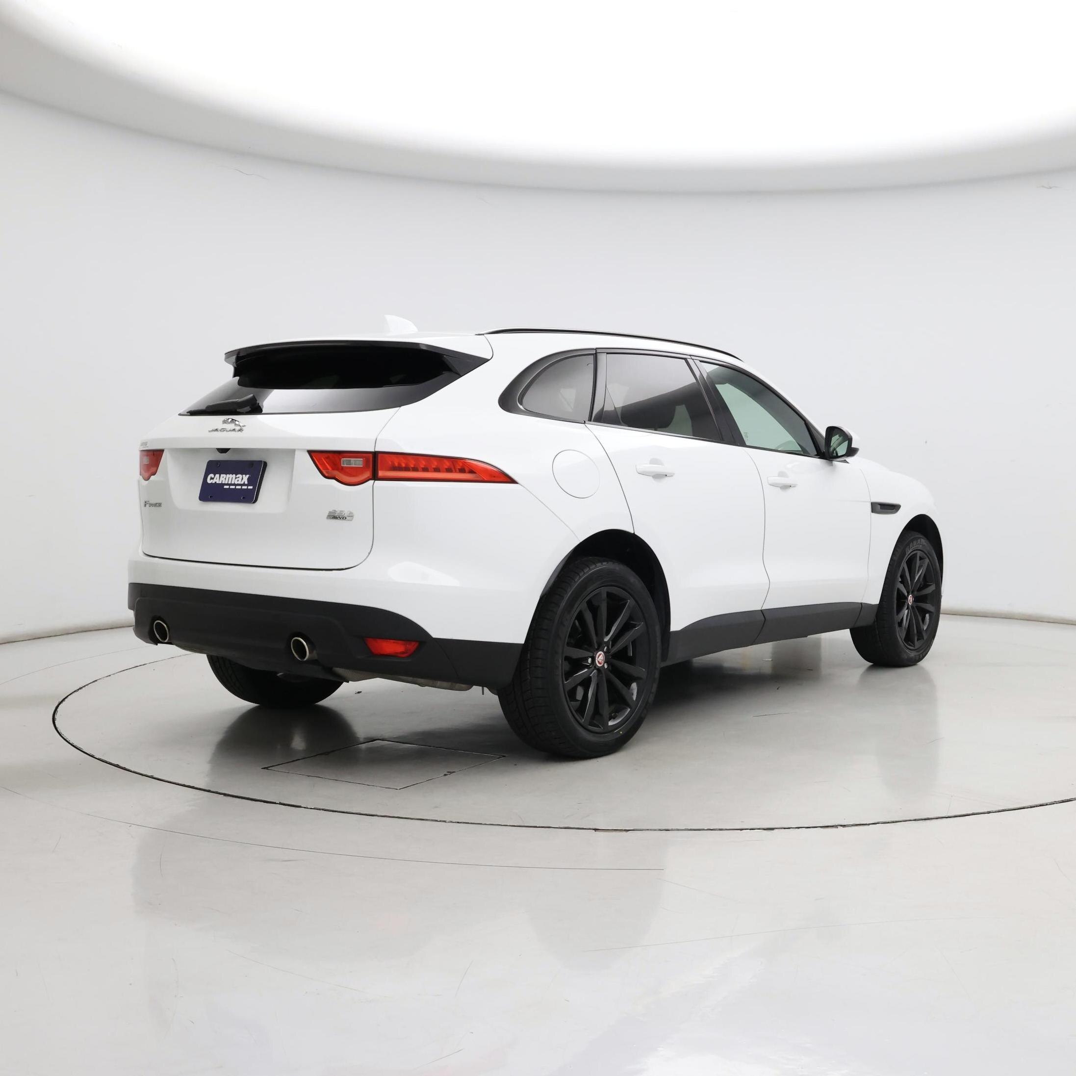Thumbnail: 2018 Jaguar F-Pace - 8