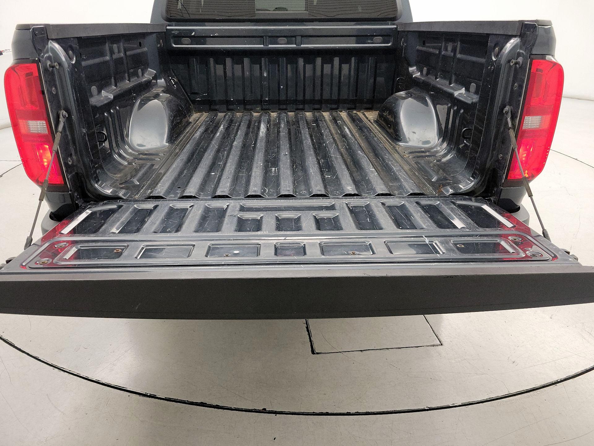 Thumbnail: 2018 Chevrolet Colorado - 20