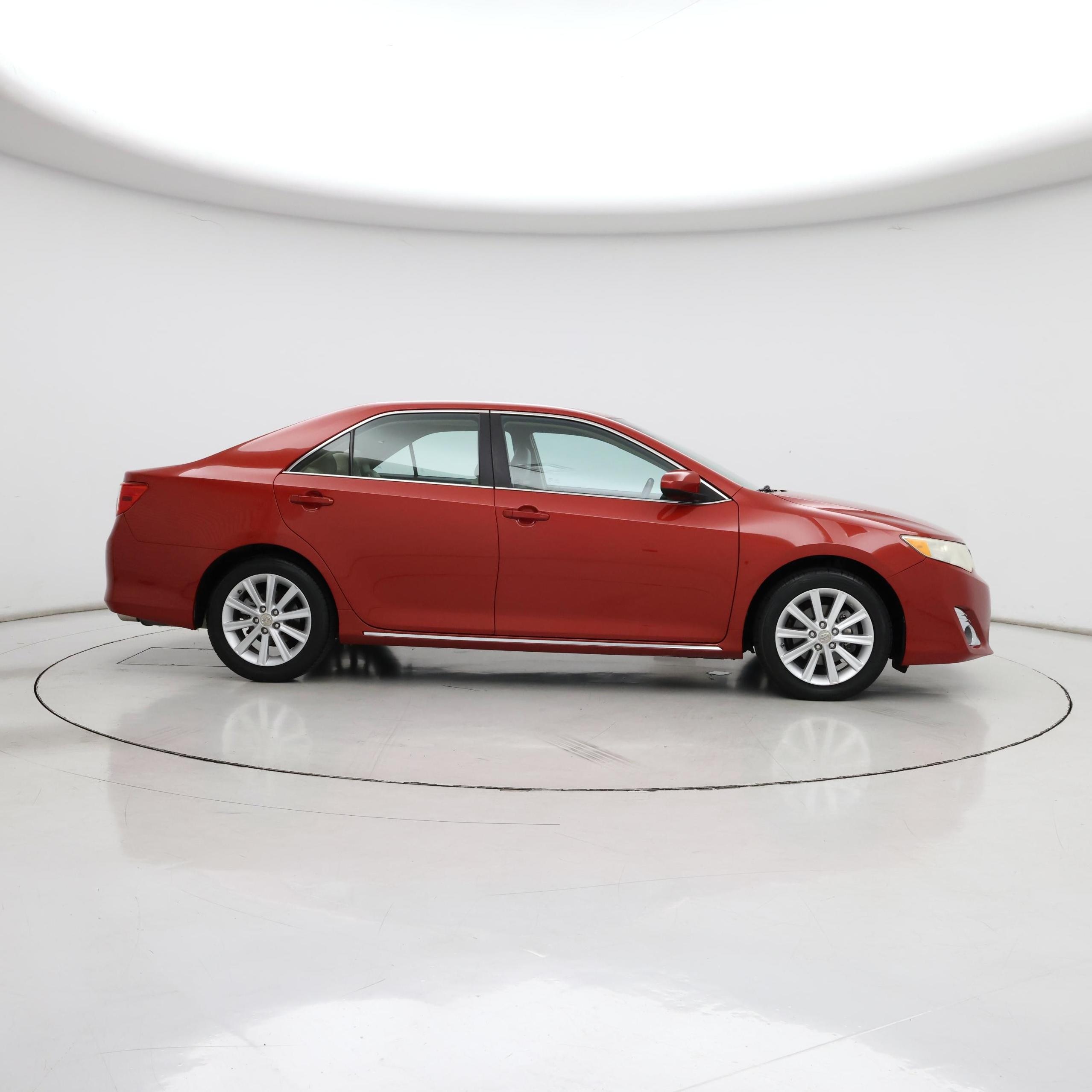 Thumbnail: 2013 Toyota Camry - 7