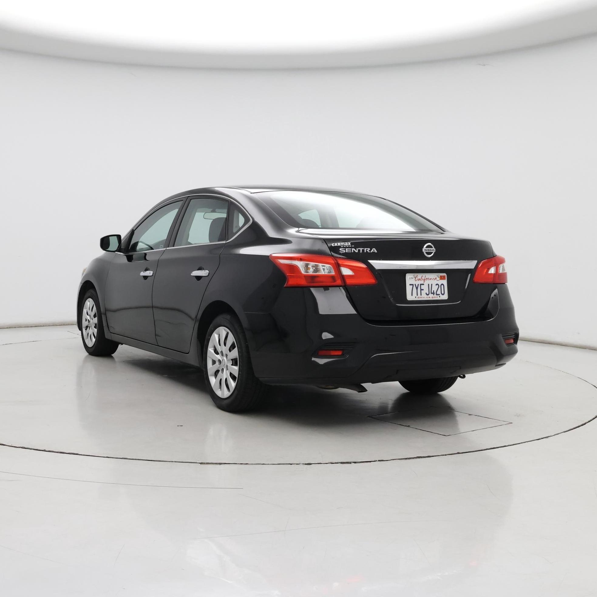 Thumbnail: 2017 Nissan Sentra - 2