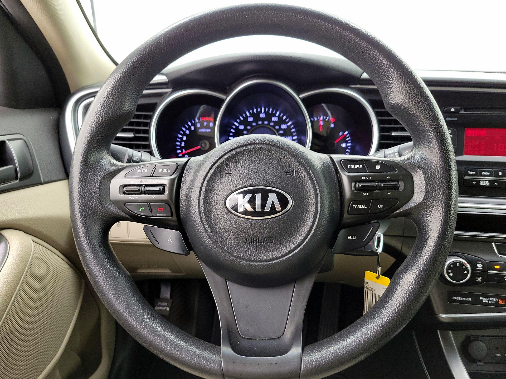 Thumbnail: 2014 Kia Optima - 10