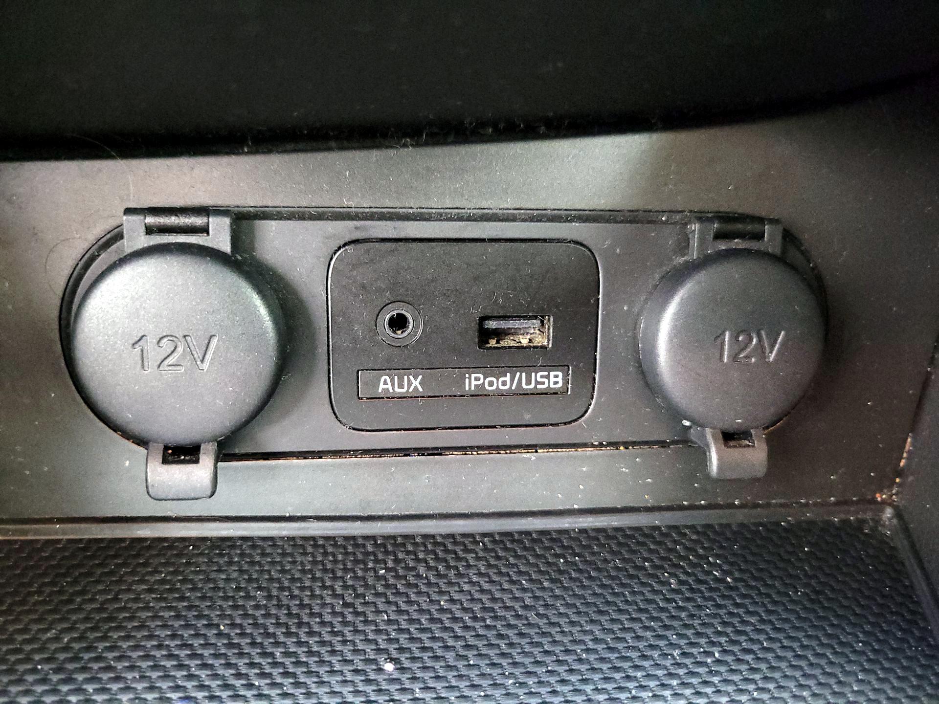 Thumbnail: 2014 Kia Optima - 17