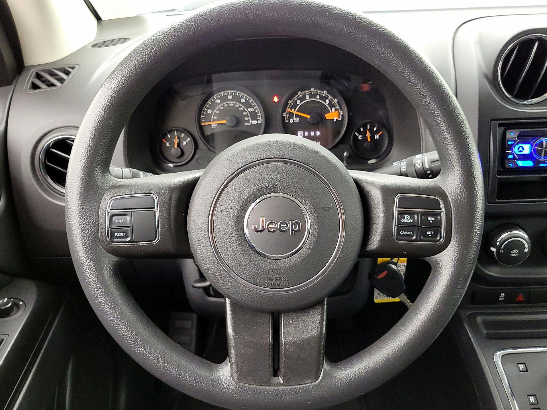 Thumbnail: 2016 Jeep Compass - 10