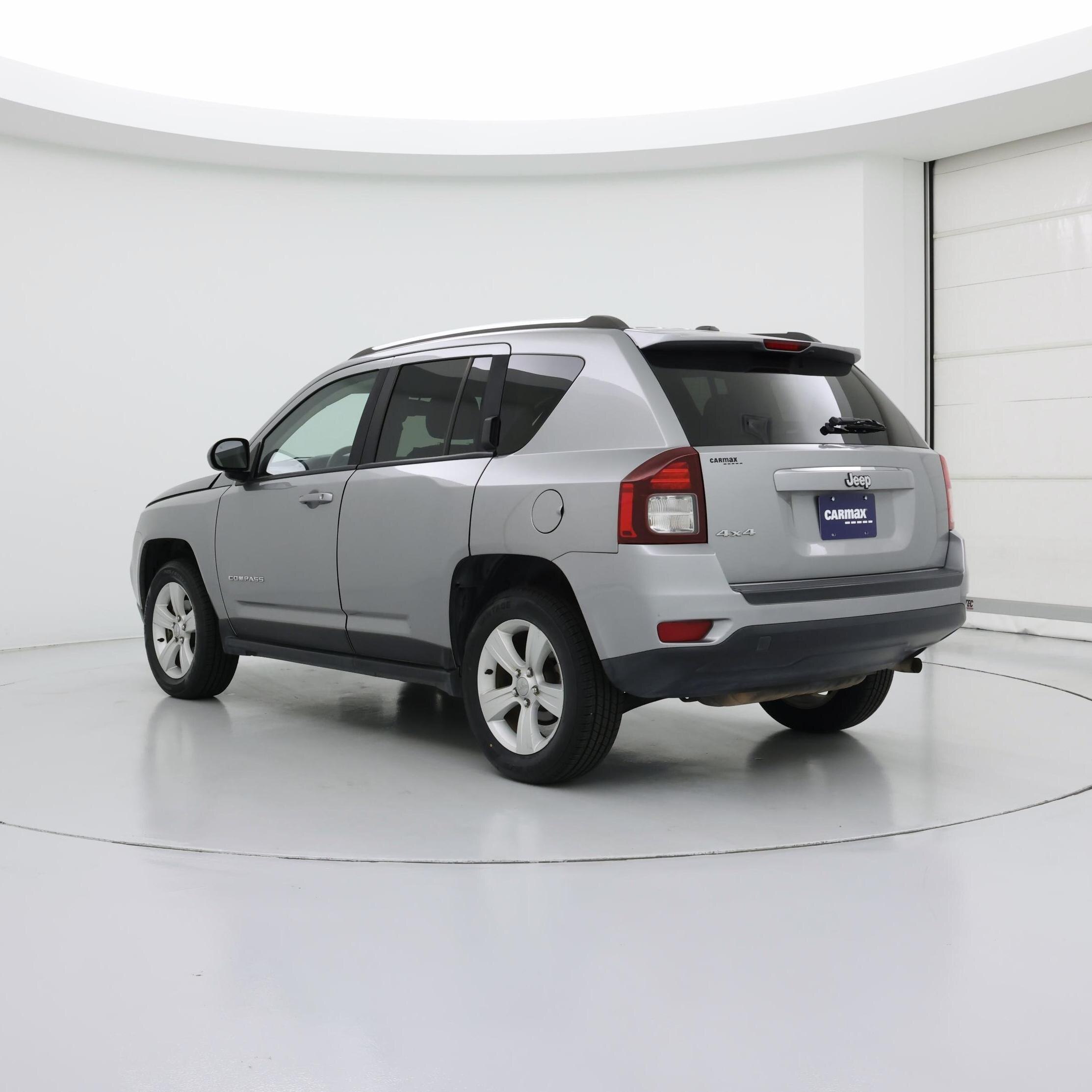 Thumbnail: 2016 Jeep Compass - 2