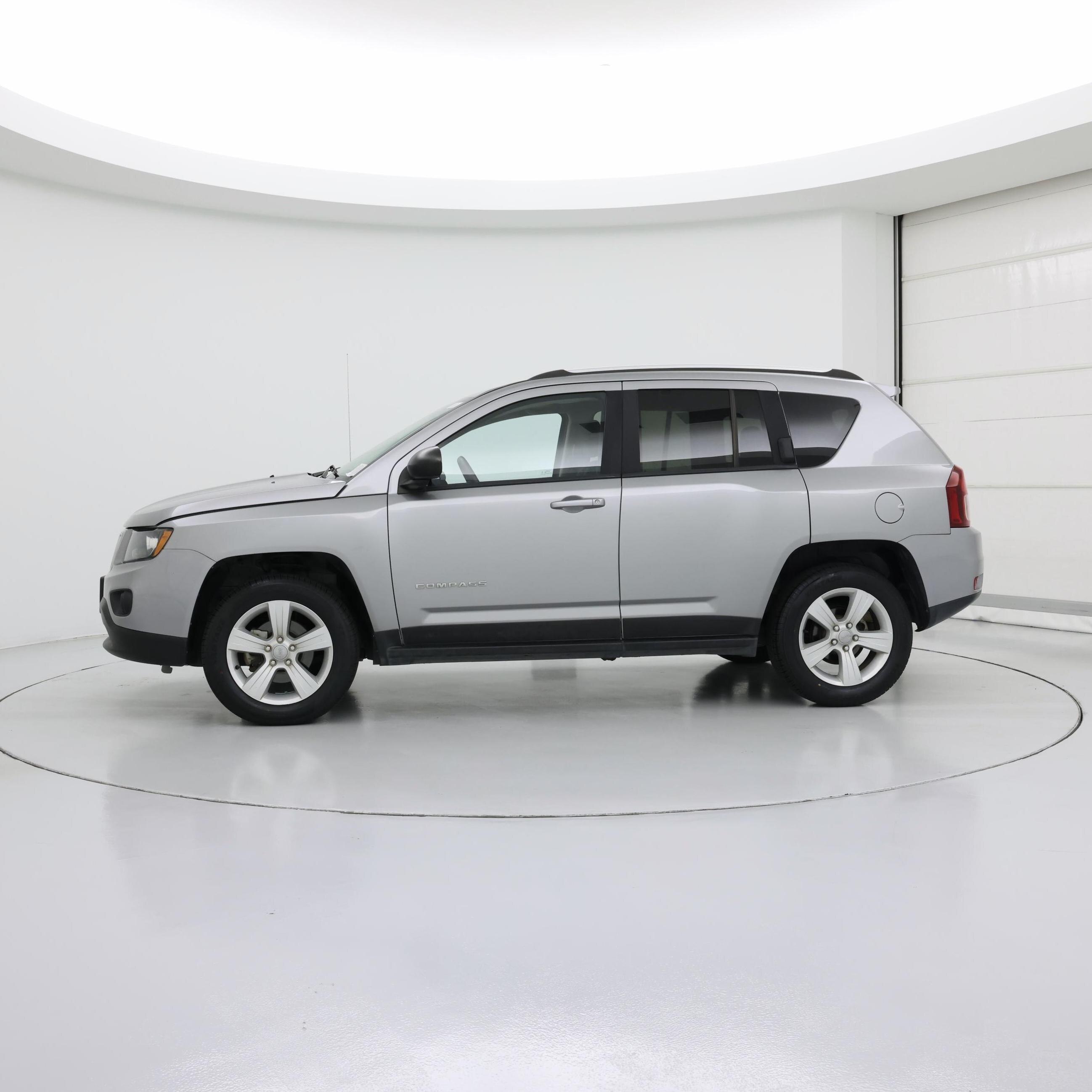 Thumbnail: 2016 Jeep Compass - 3