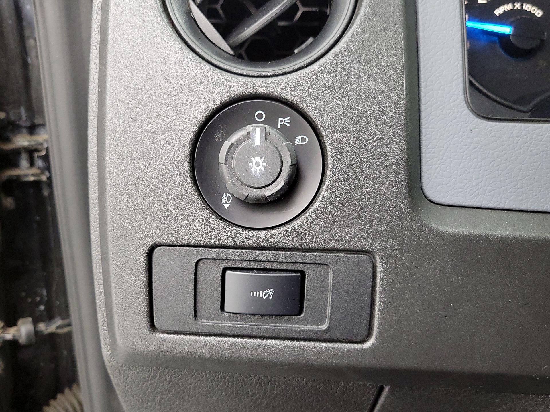 Thumbnail: 2014 Ford F-150 - 13