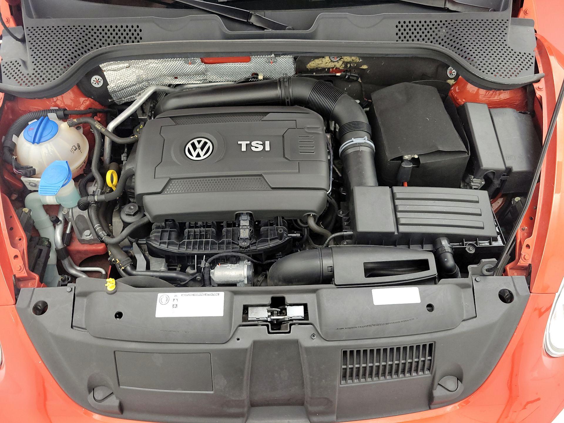 Thumbnail: 2017 Volkswagen Beetle - 20
