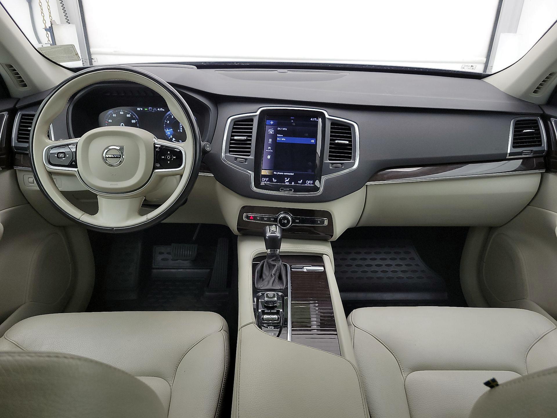 Thumbnail: 2019 Volvo XC90 - 9