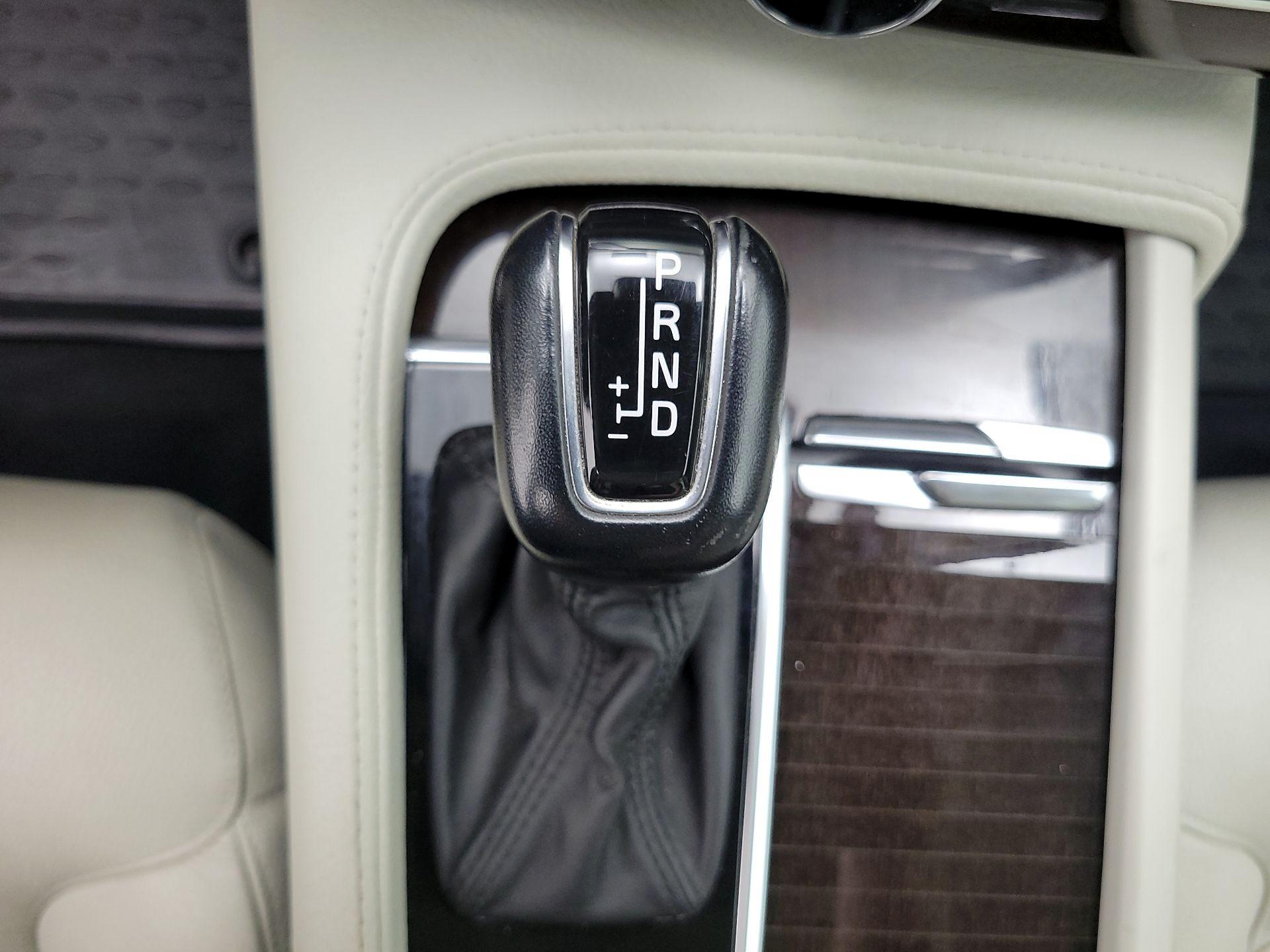 Thumbnail: 2019 Volvo XC90 - 18
