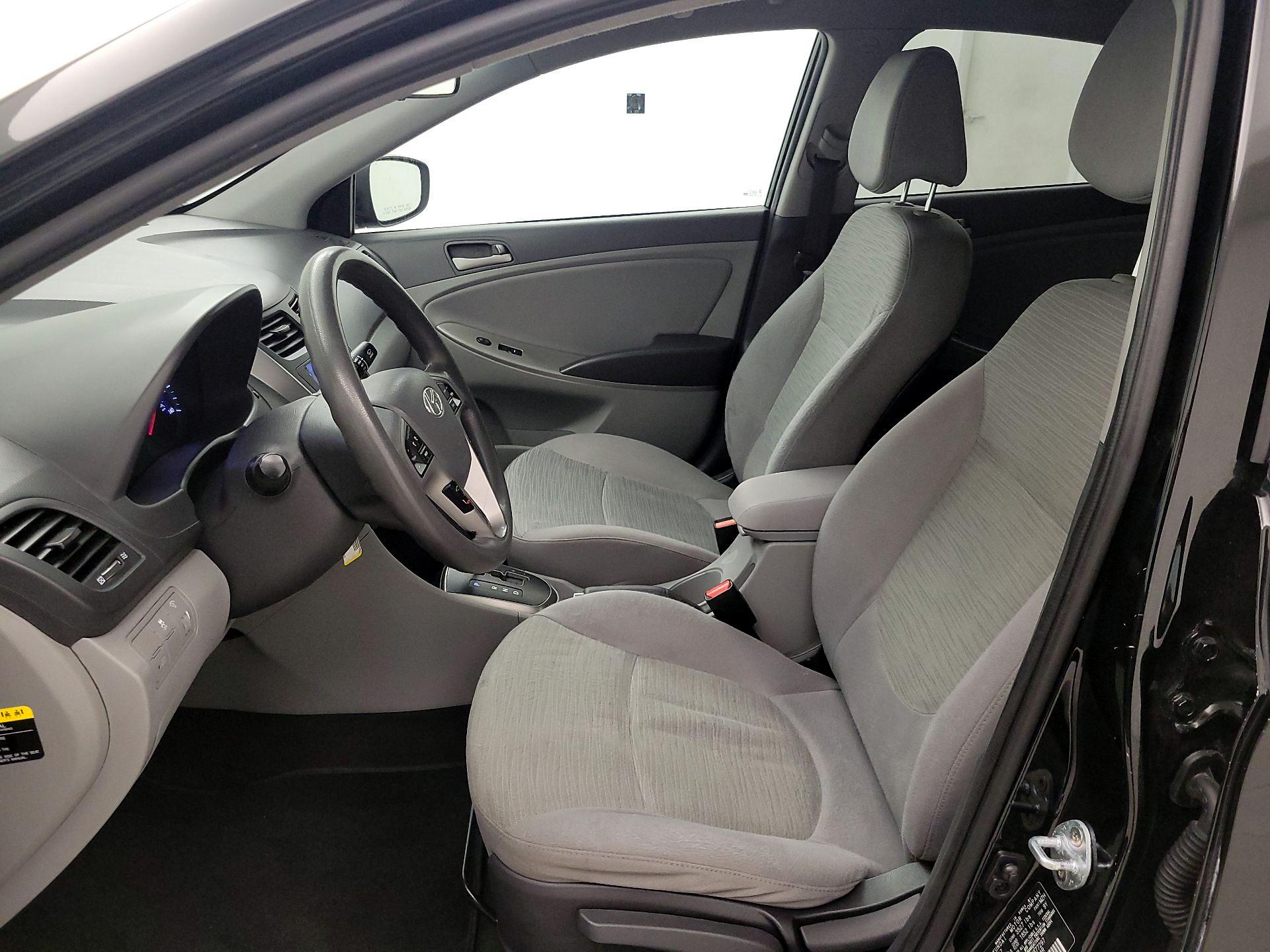 Thumbnail: 2017 Hyundai Accent - 11