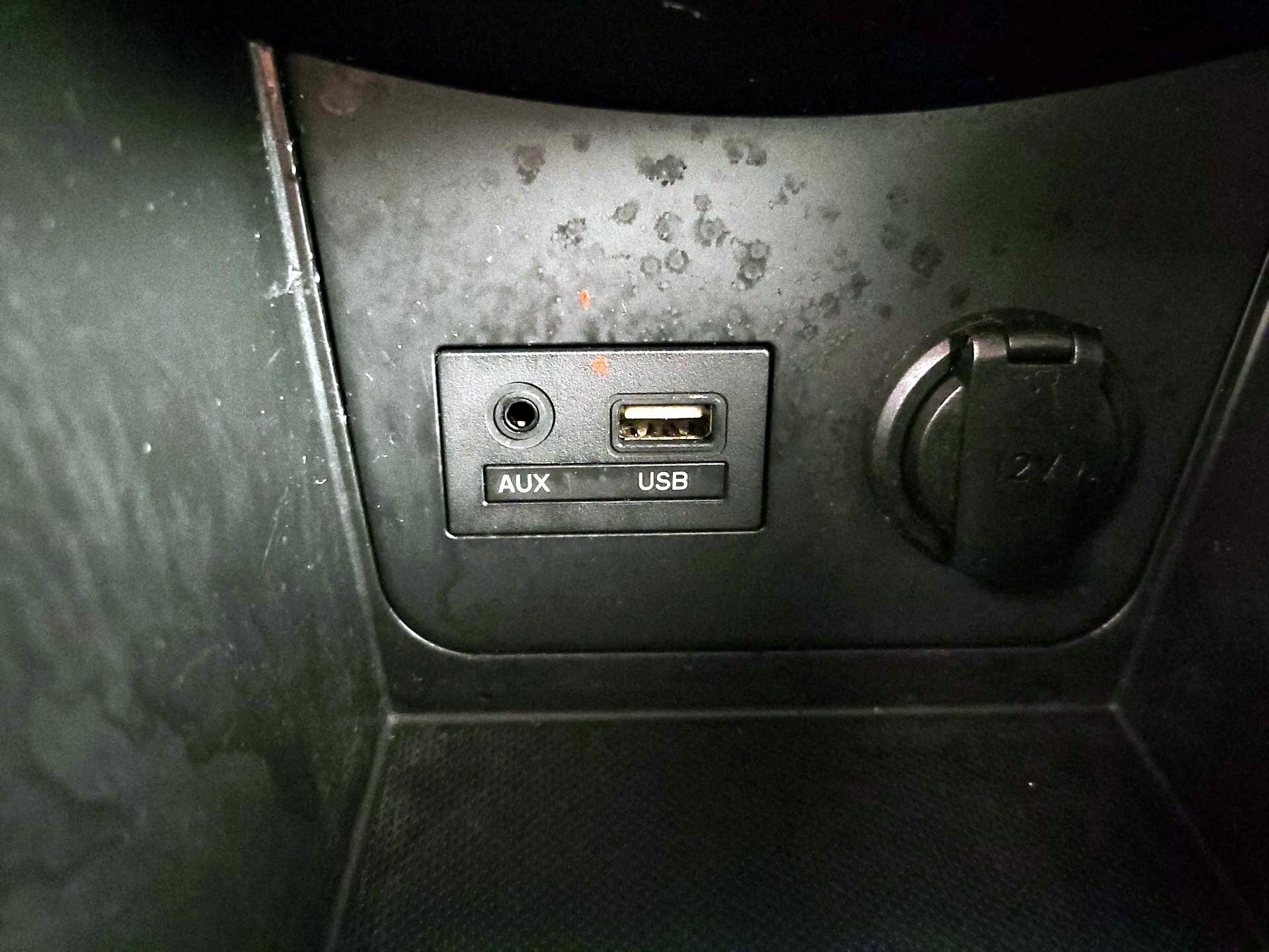 Thumbnail: 2017 Hyundai Accent - 17