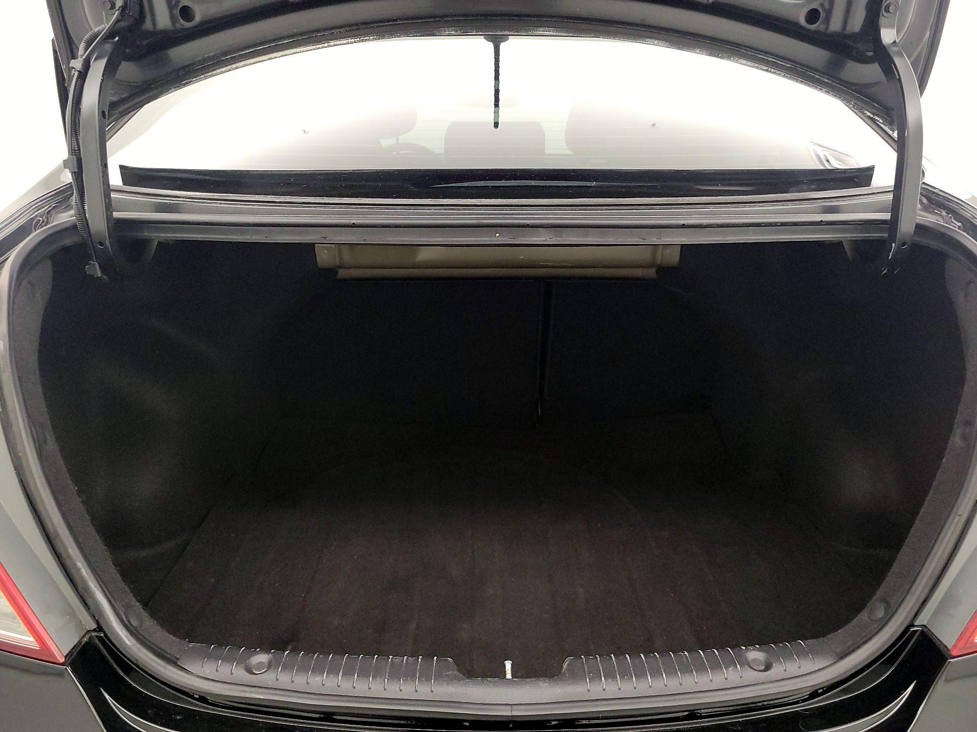 Thumbnail: 2017 Hyundai Accent - 19