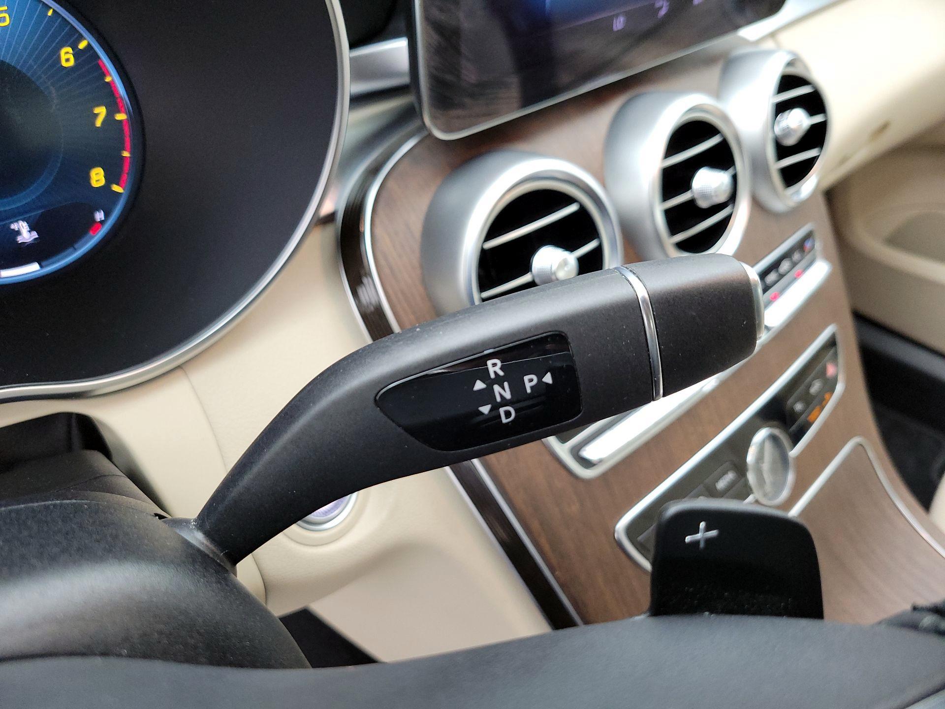 Thumbnail: 2021 Mercedes-Benz C-Class - 17