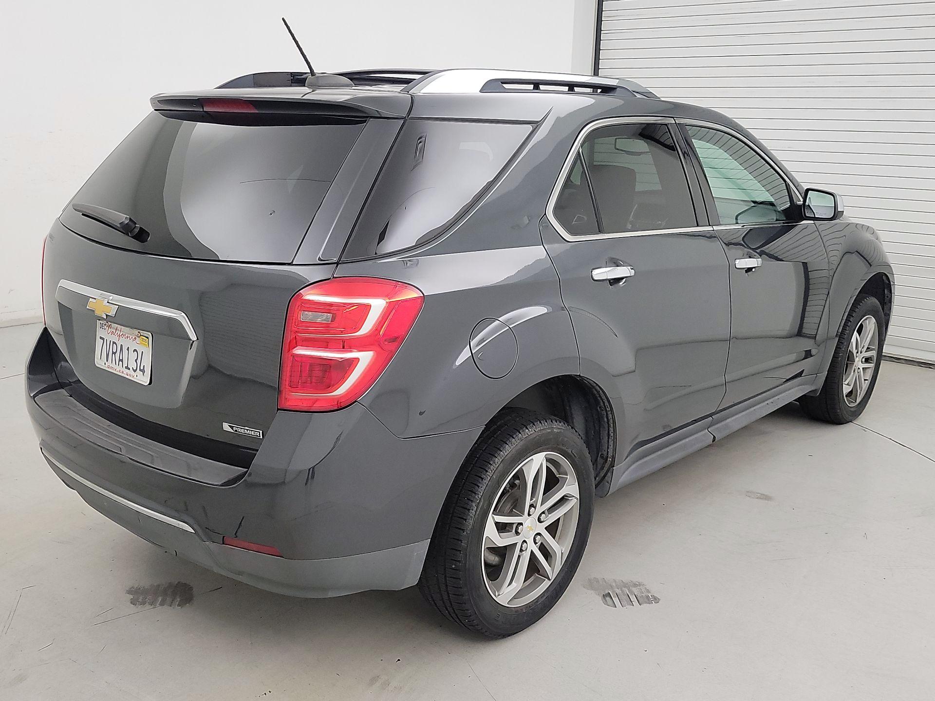 Thumbnail: 2017 Chevrolet Equinox - 5