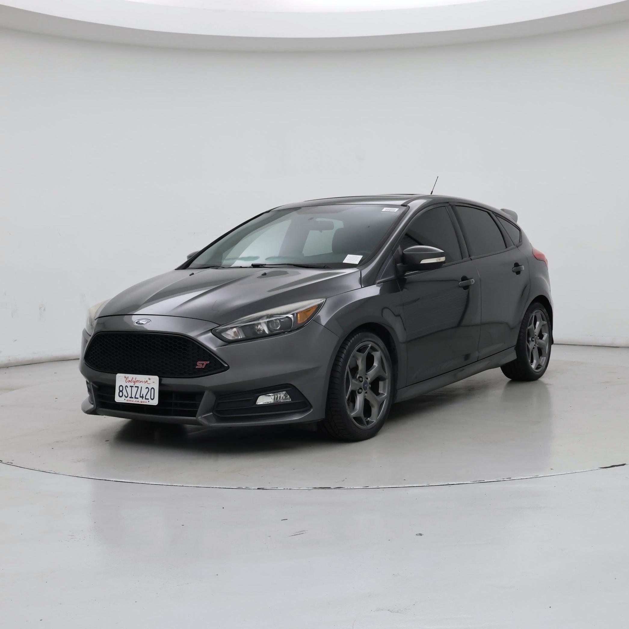 Thumbnail: 2017 Ford Focus - 4