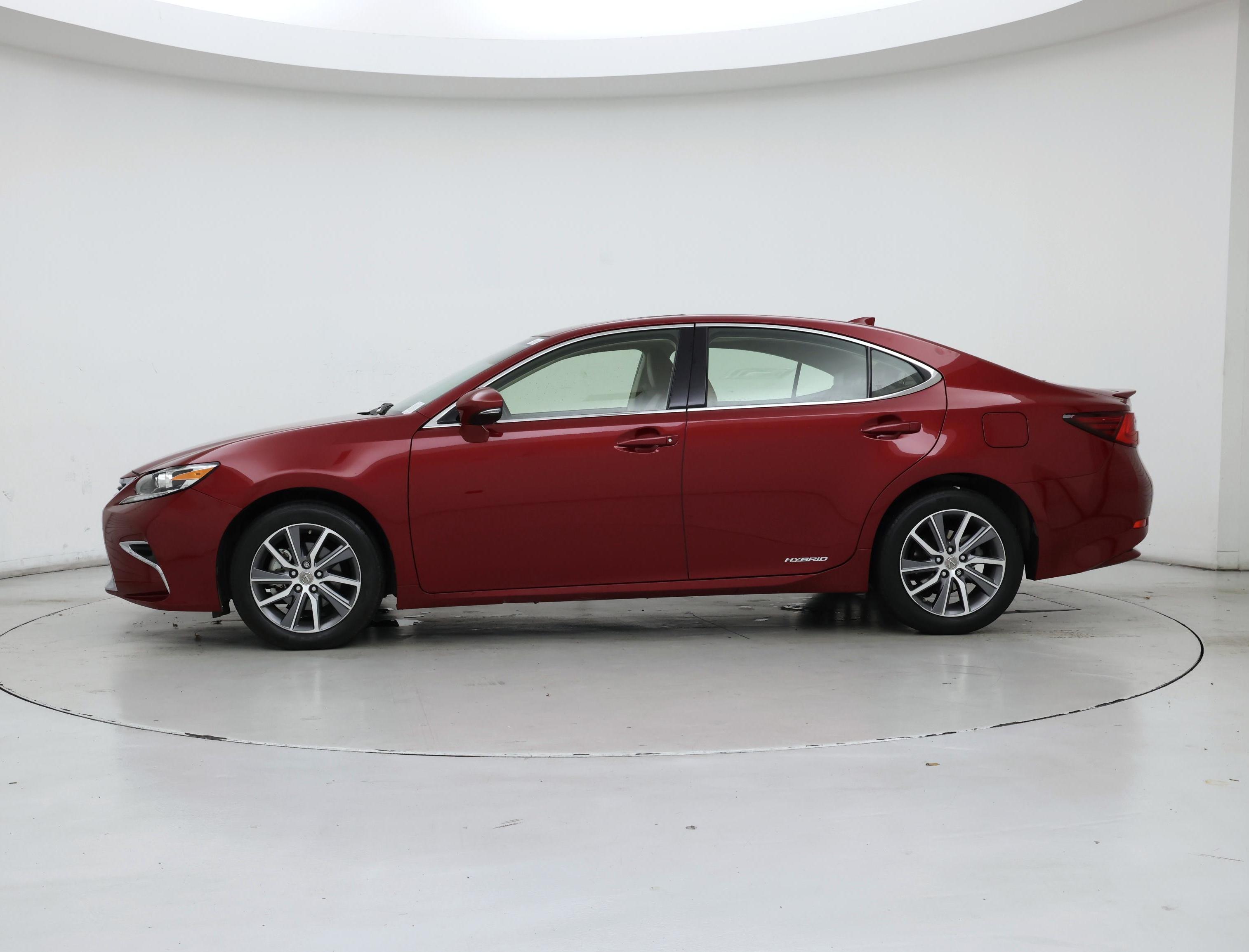 Thumbnail: 2017 Lexus ES - 3