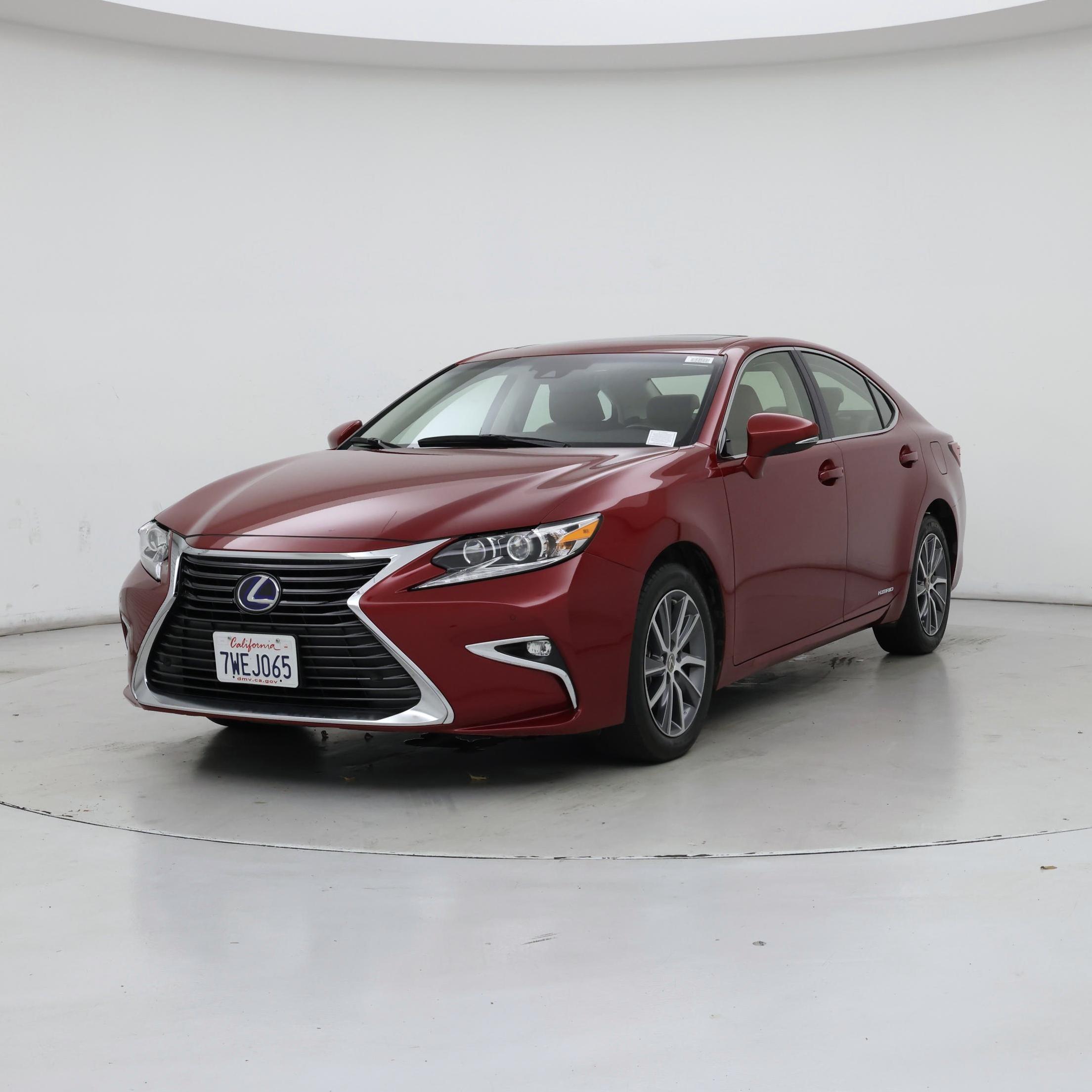 Thumbnail: 2017 Lexus ES - 4