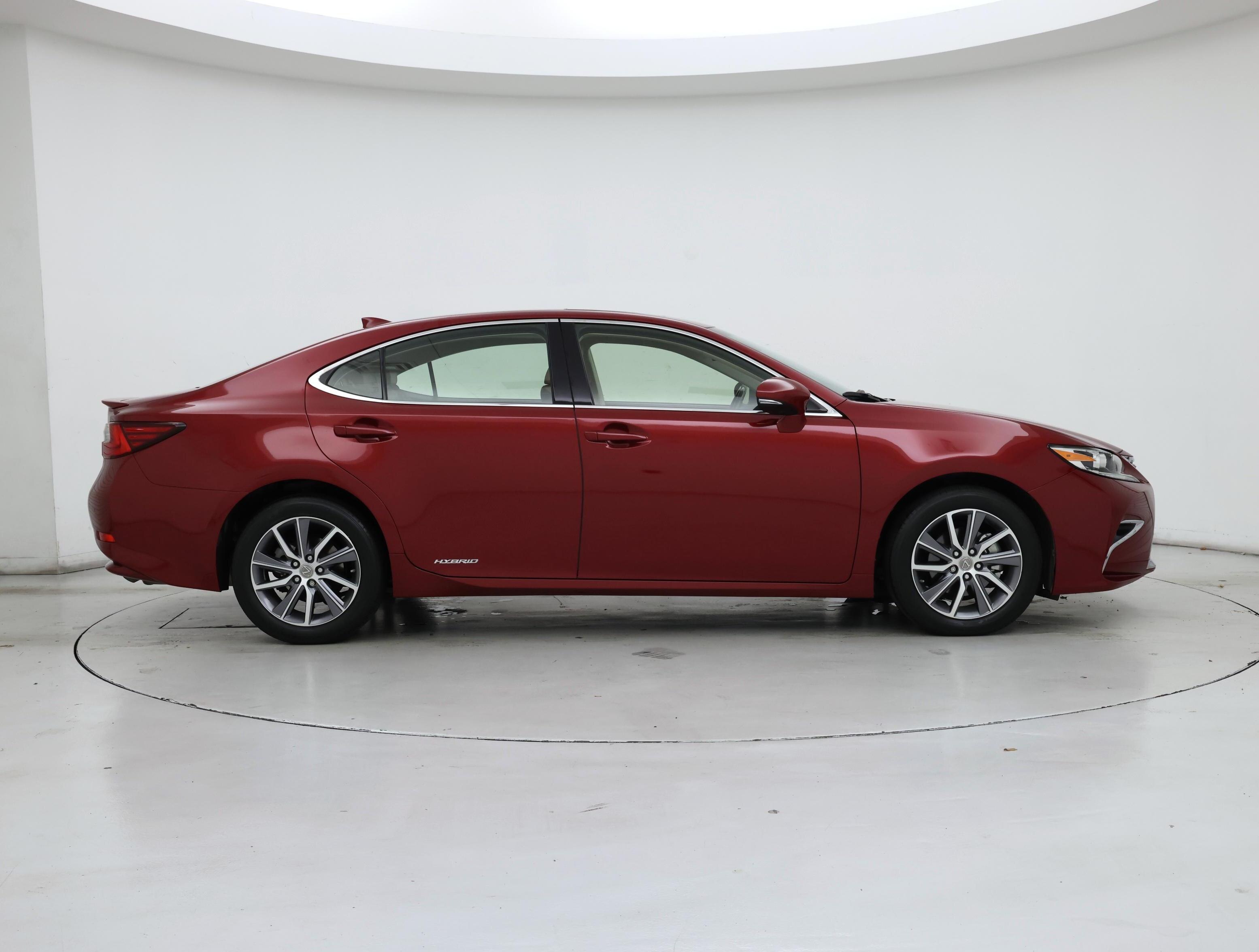 Thumbnail: 2017 Lexus ES - 7